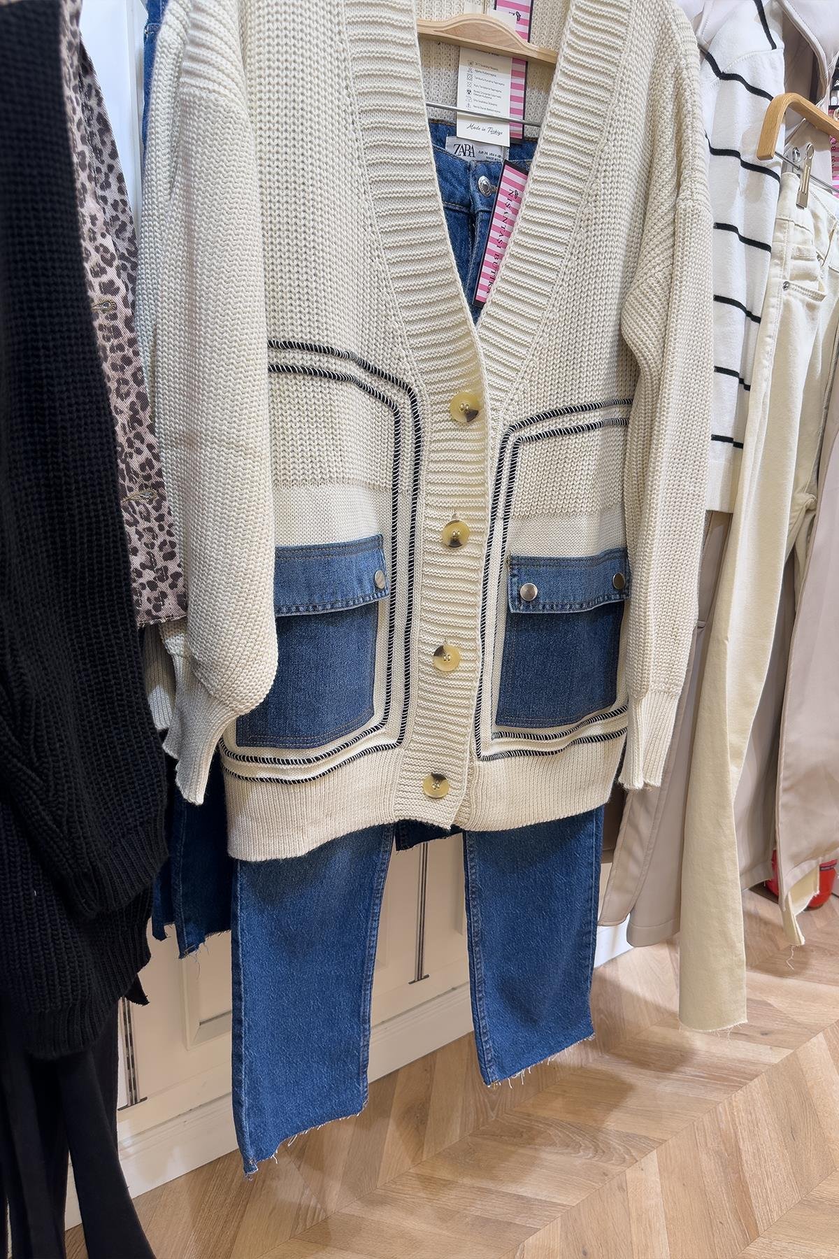 Lüx Kalite Cebi Jean Detaylı Tasarım Örme Hırka