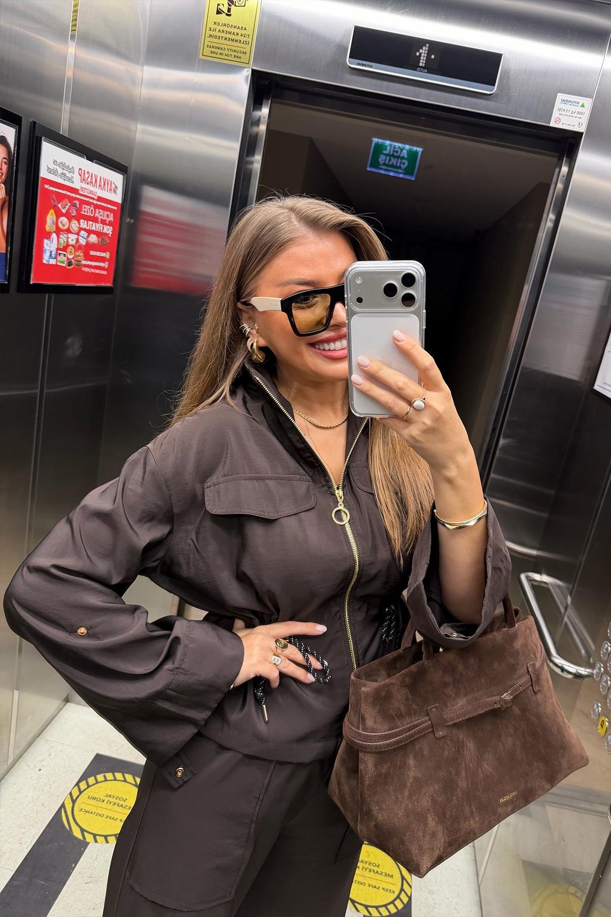 Lüx Kalite Gold Fermuarlı Parlak Kumaş Takım Acı Kahve