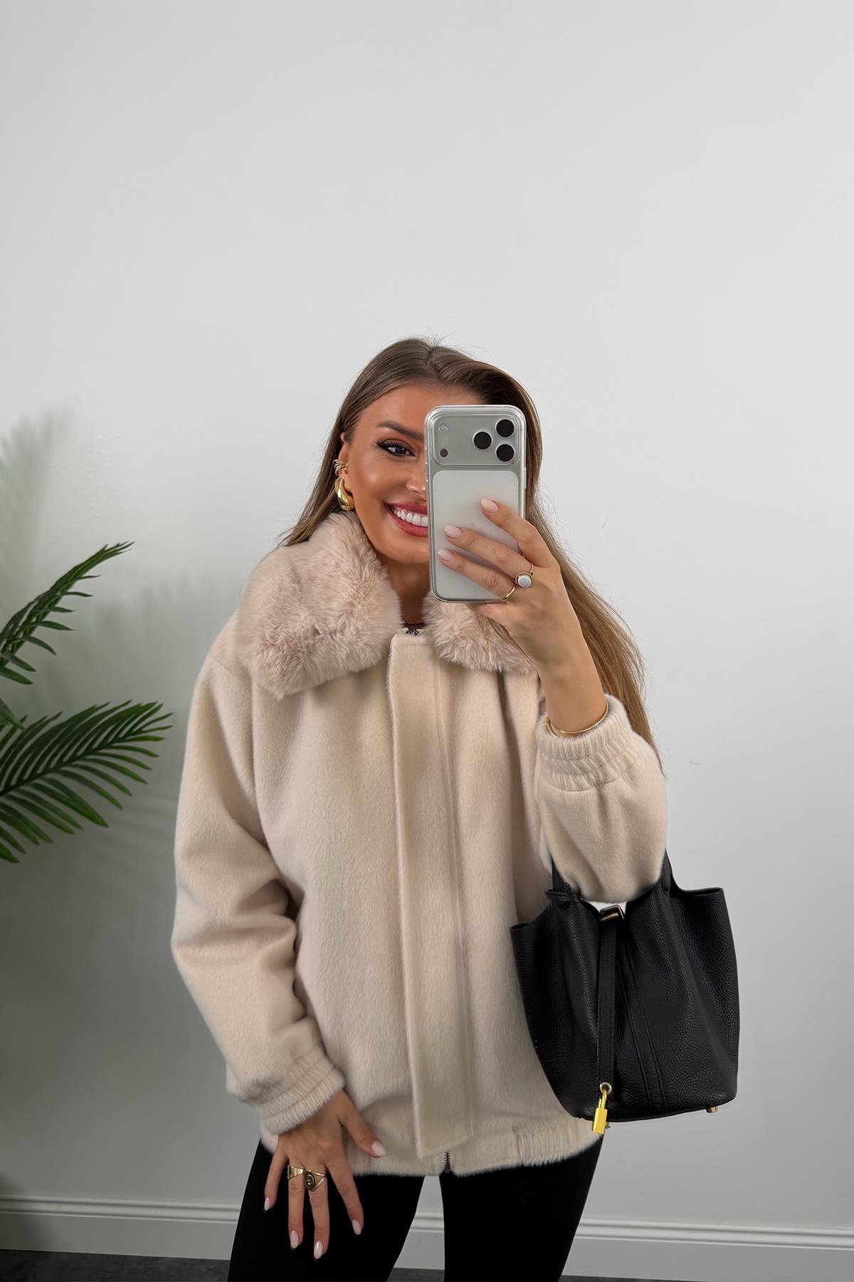 Lüx Kalite İthal Kumaş Kürk Mont Taş