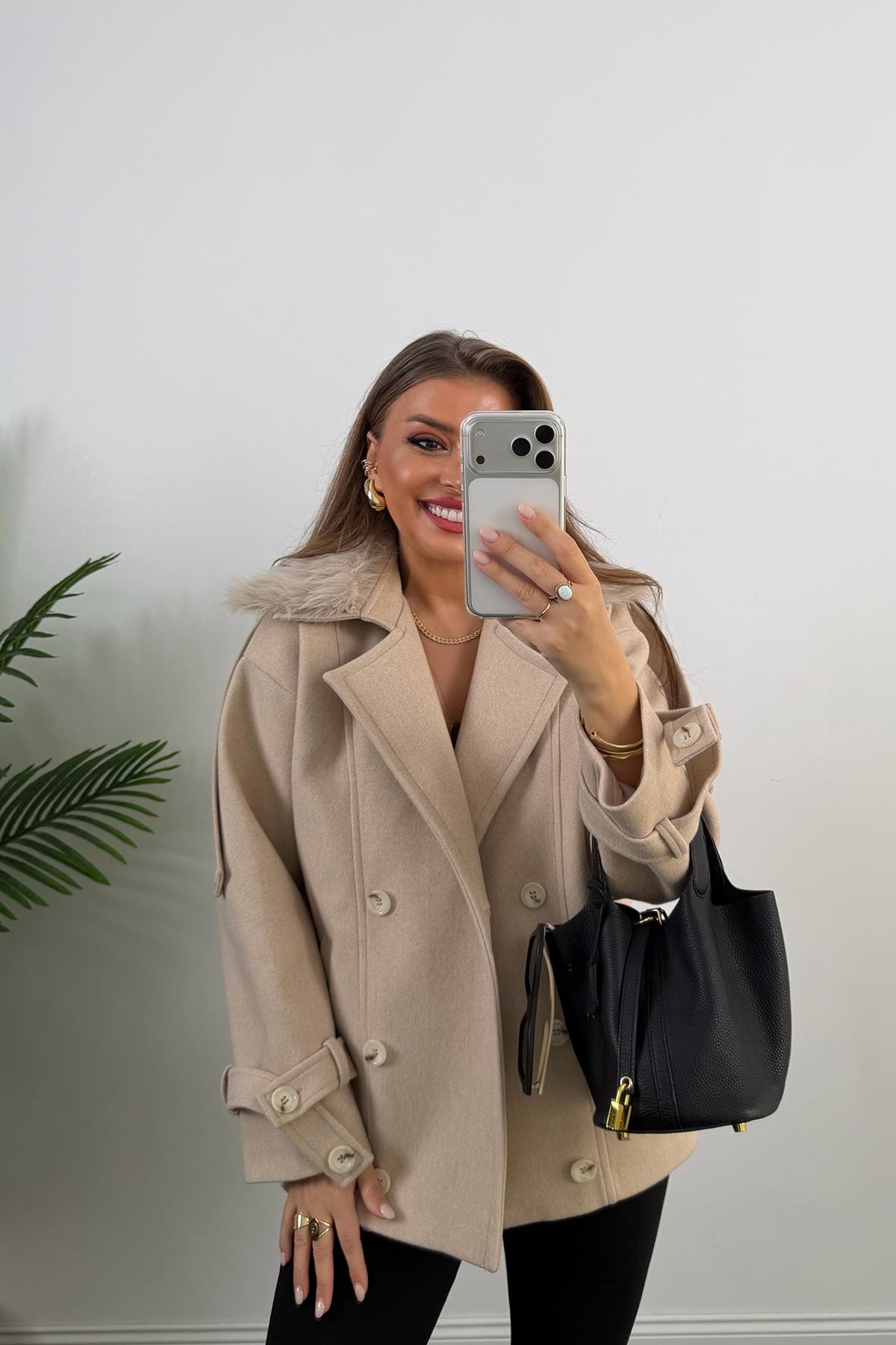 Lüx Kalite Yakası Kürklü Apoletli Oversize Kaşe Kaban