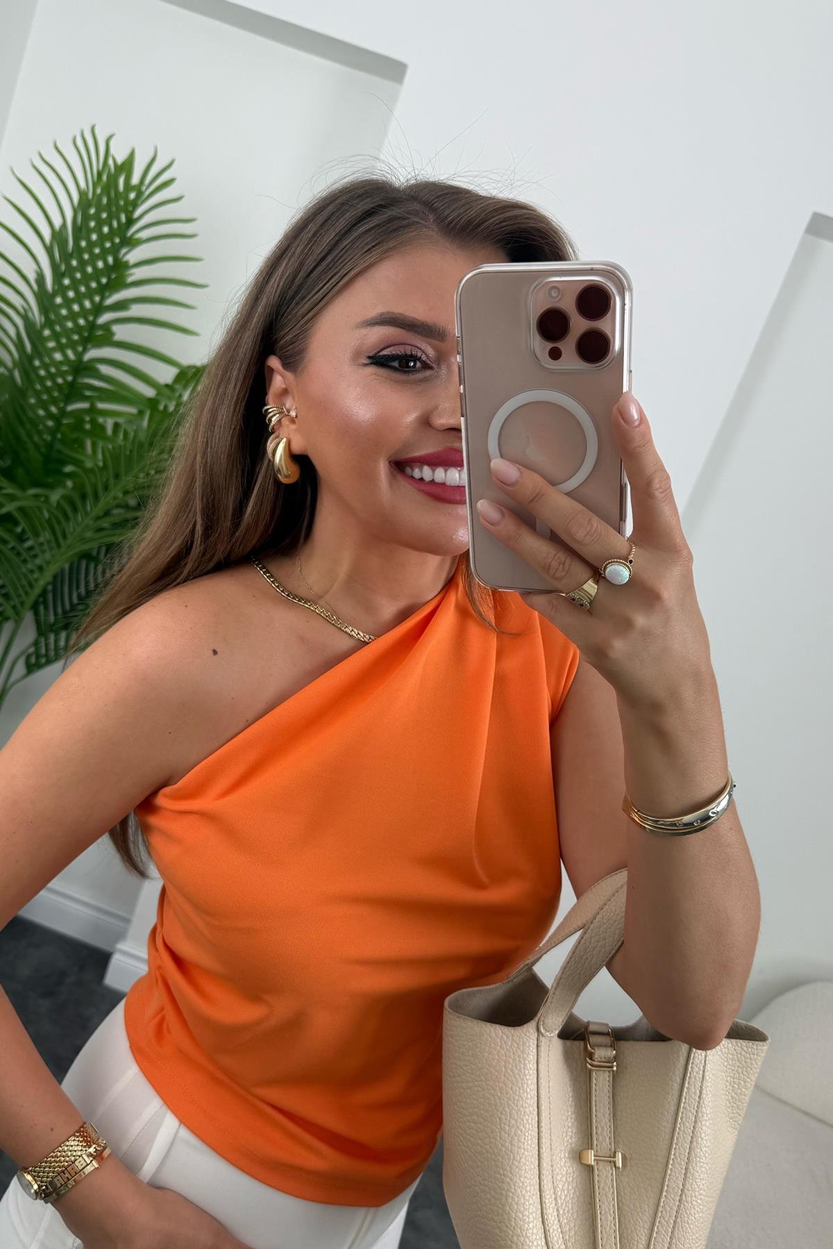 Marka Model Likralı Drapeli Tek Omuz Tasarım Bluz Turuncu 