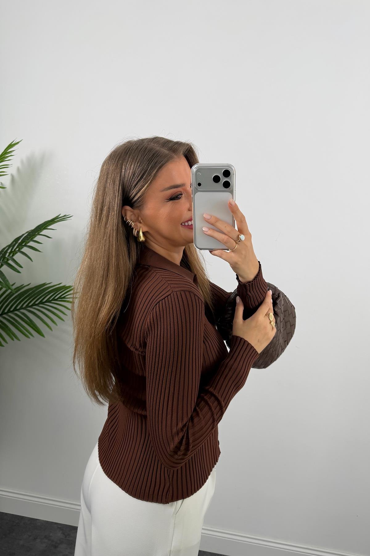 Massi Model Polo Yaka Tam Boy Düğmeli Elit Triko Acı Kahve