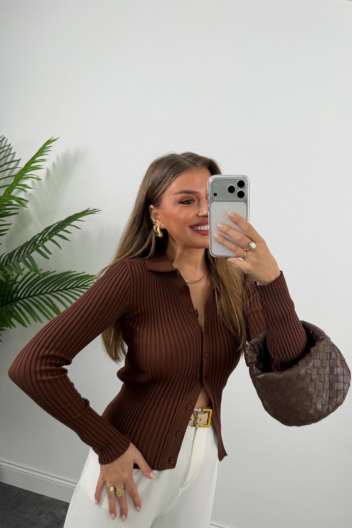 Massi Model Polo Yaka Tam Boy Düğmeli Elit Triko Acı Kahve