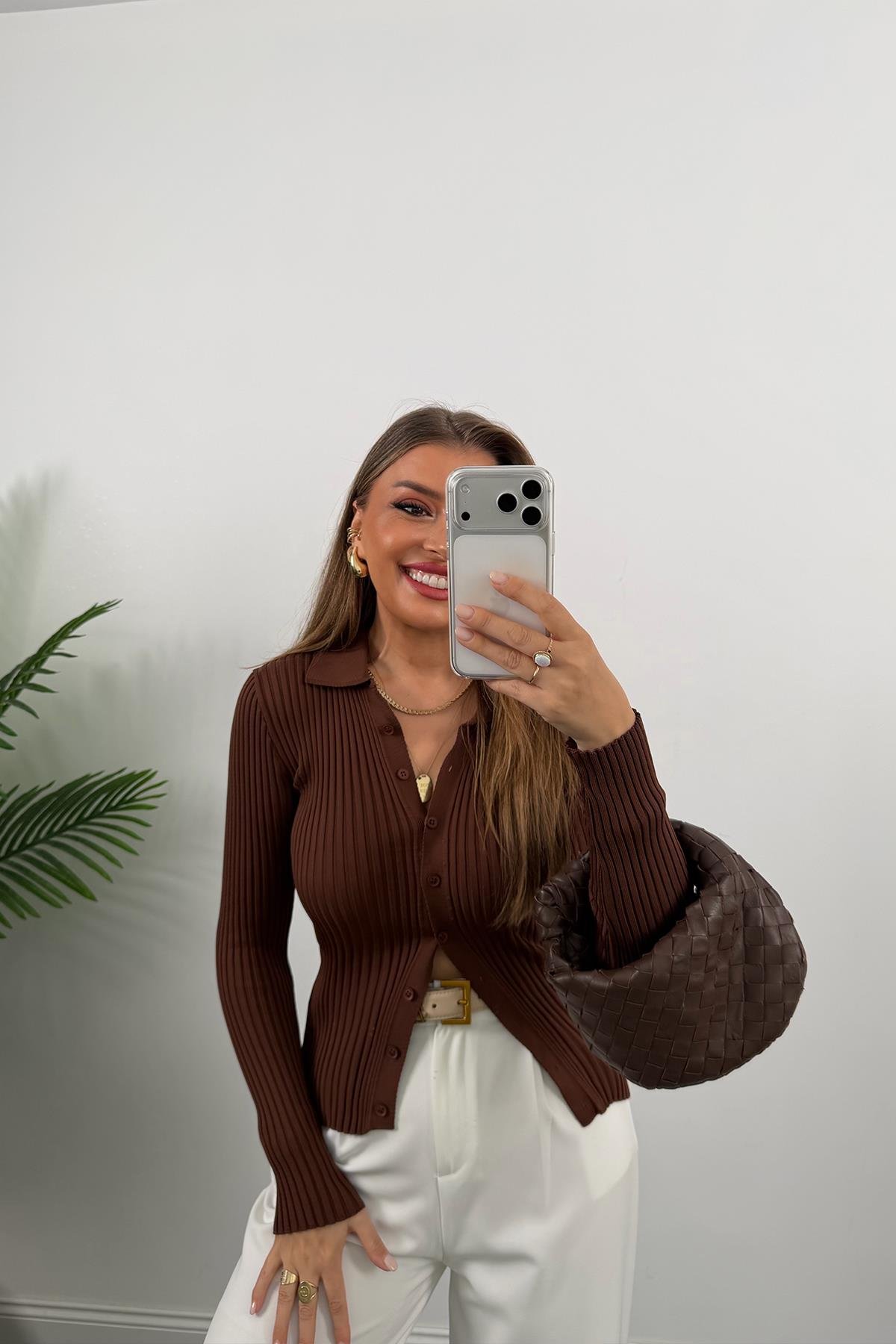 Massi Model Polo Yaka Tam Boy Düğmeli Elit Triko Acı Kahve