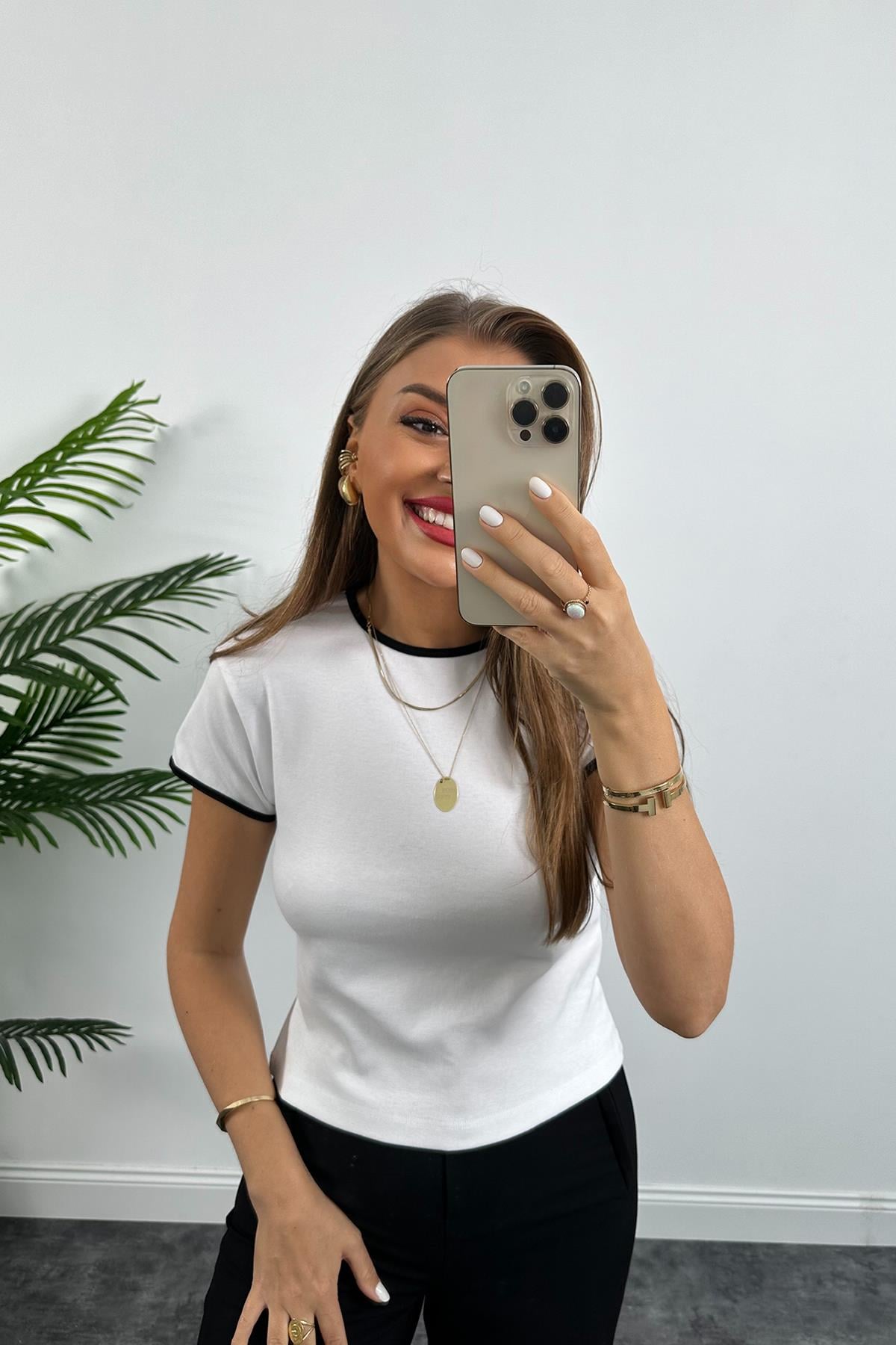 Massimo Model %100 Pamuklu Biyeli Kısa Kol Basic Tshirt  Beyaz