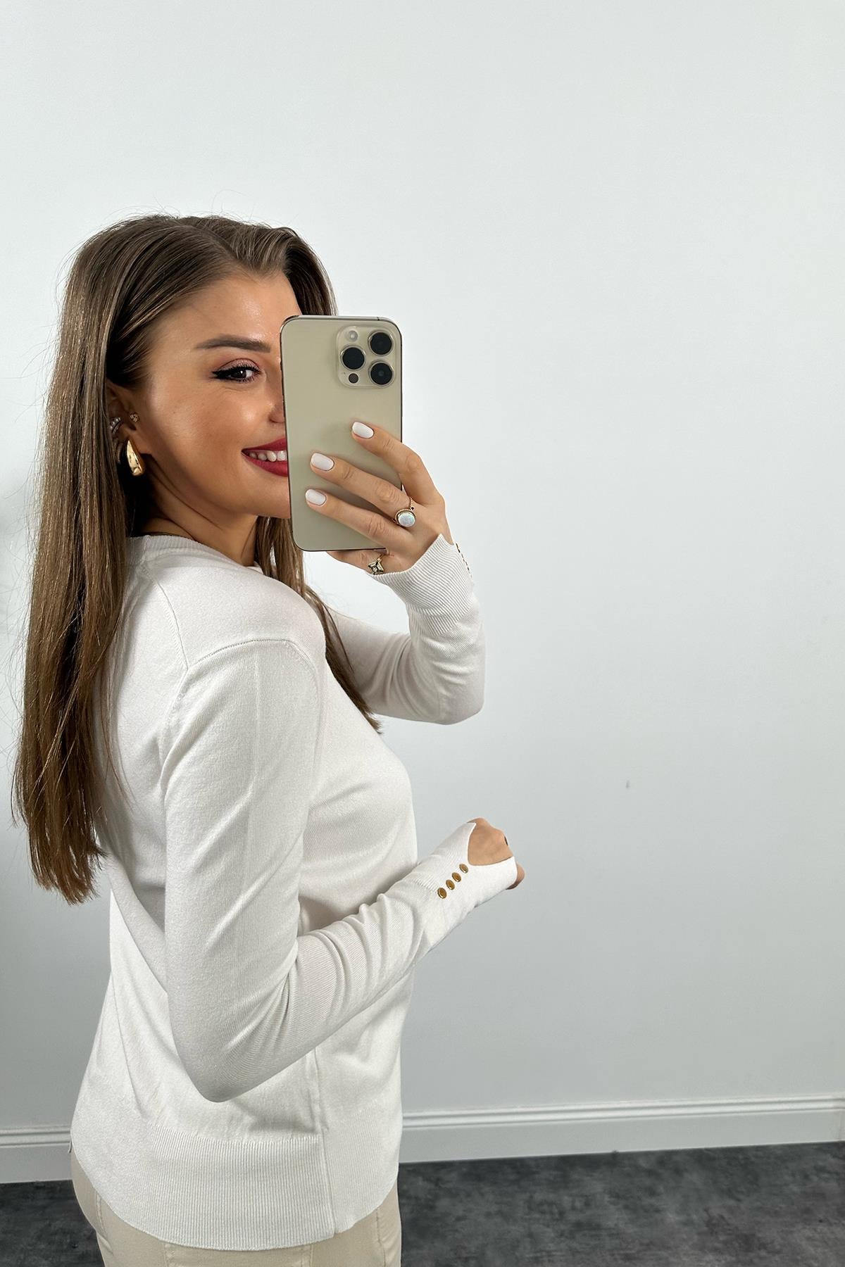 Nisan Marka Lüx Kalite Kolu Düğmeli Merserize Beyaz