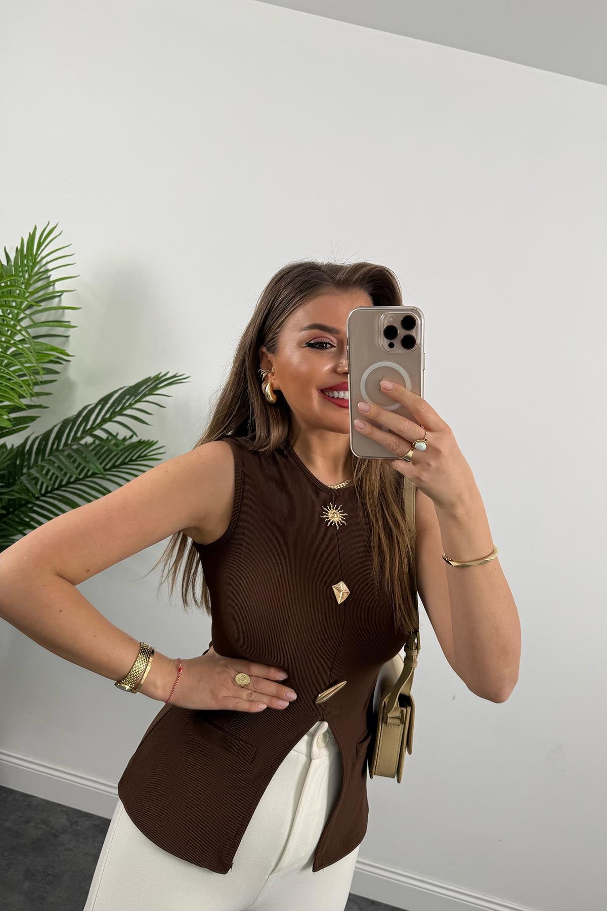 Ottoman Kumaş Güneş Serisi Sıfır Kol Likralı Eteği V Bluz Kahve