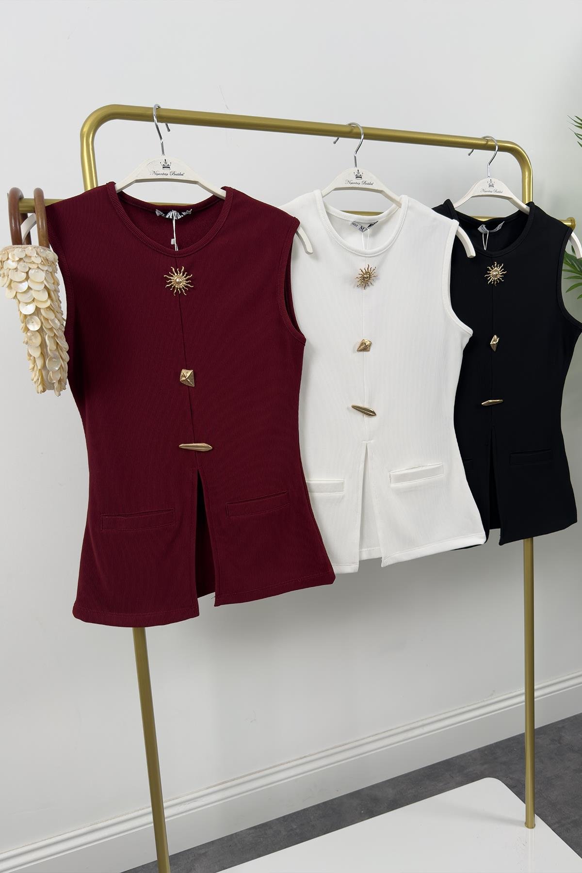 Ottoman Kumaş Güneş Serisi Sıfır Kol Likralı Eteği V Bluz Siyah