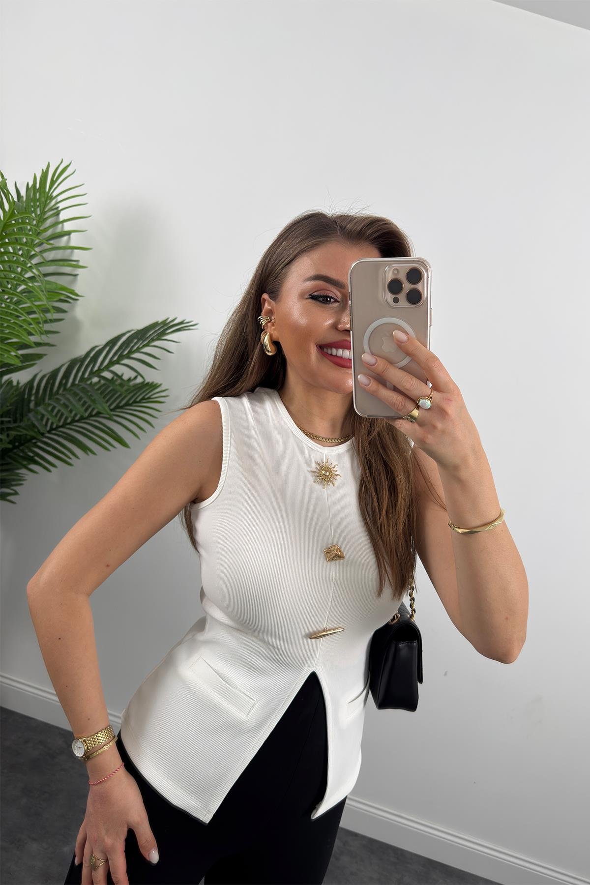 Ottoman Kumaş Güneş Serisi Sıfır Kol Likralı Eteği V Bluz Beyaz