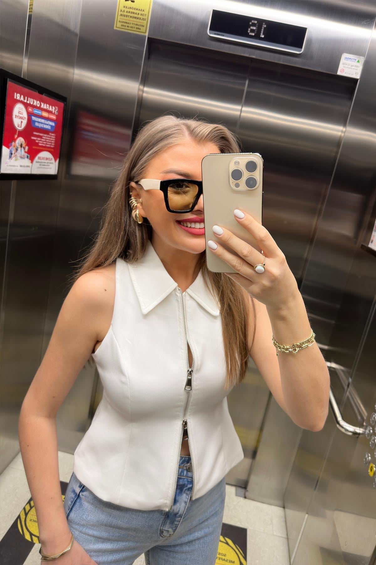 Premium Kalite Double Atlas Kumaş Astarlı Fermuarlı Tasarım Yelek Beyaz