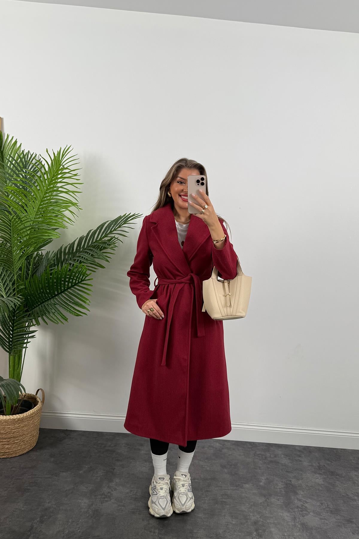 Premium Kalite Kuşaklı Basic Kaşe Kaban Bordo