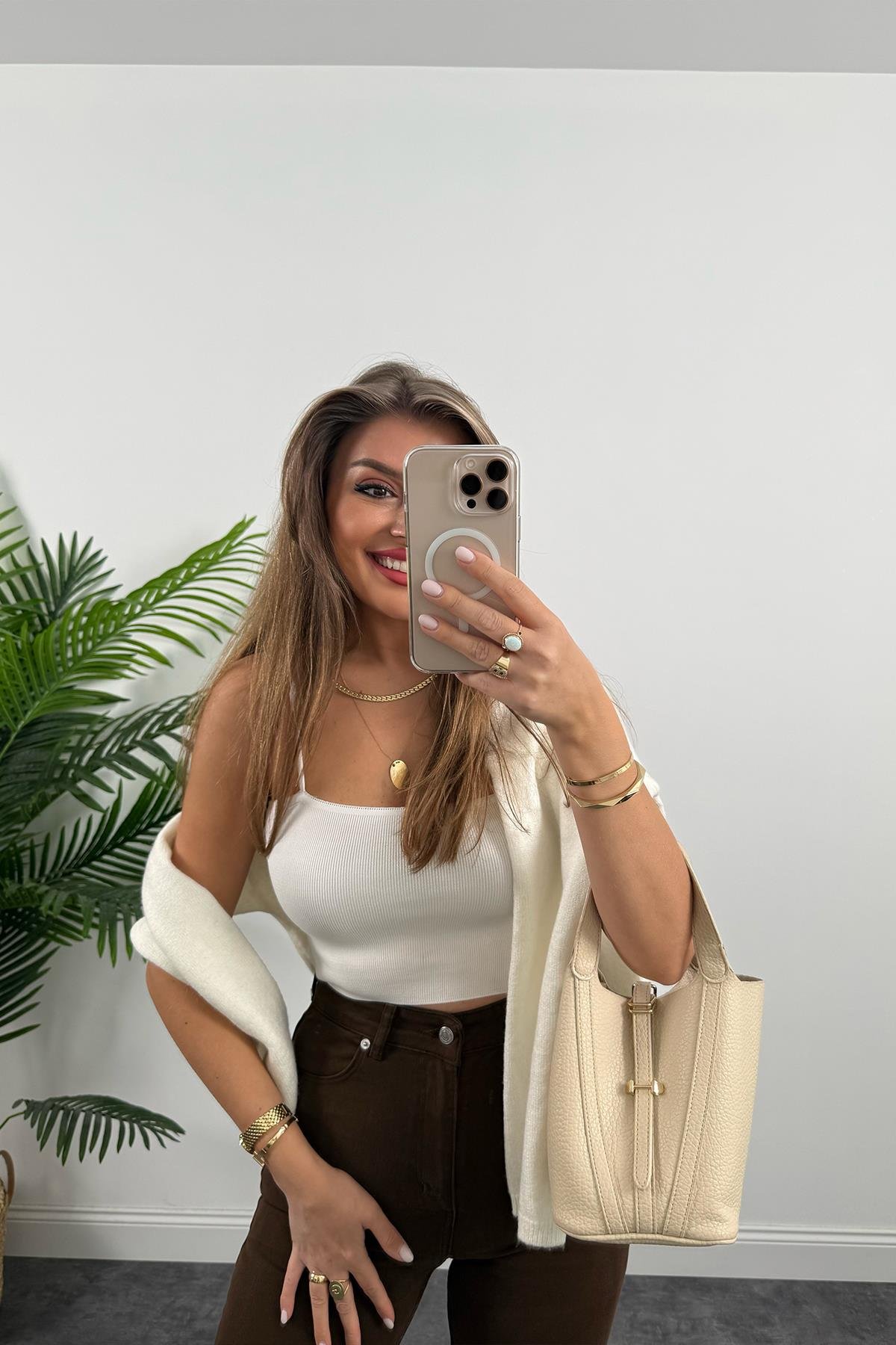 Premium Kalite Paçası Kesik Toparlayıcı Boyfit Jean Kahverengi