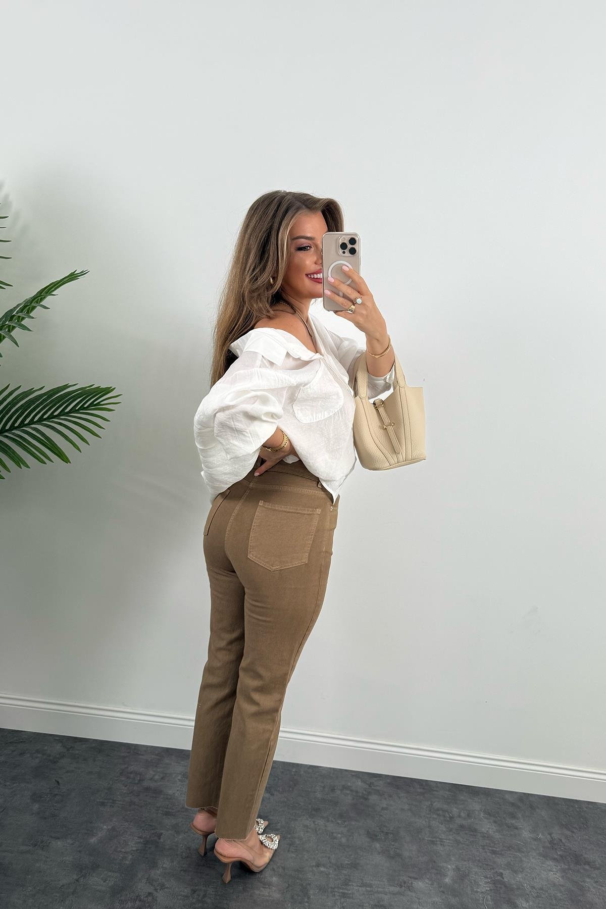 Premium Kalite Paçası Kesik Toparlayıcı Boyfit Jean Eskitme Açık Kahve