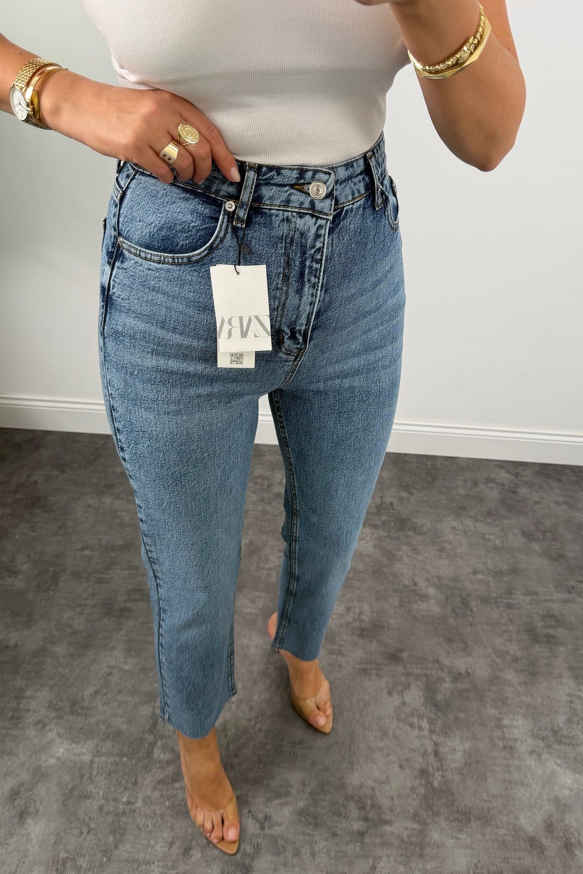 Premium Kalite Paçası Kesik Toparlayıcı Boyfit Jean Klasik Mavi 1004 