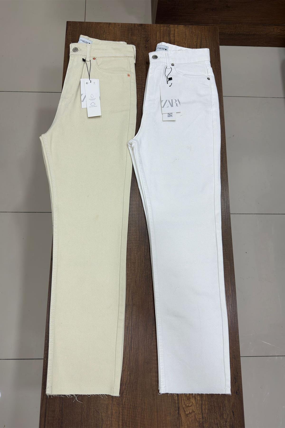 Premium Kalite Paçası Kesik Toparlayıcı Likralı BoyFit Jean Taş