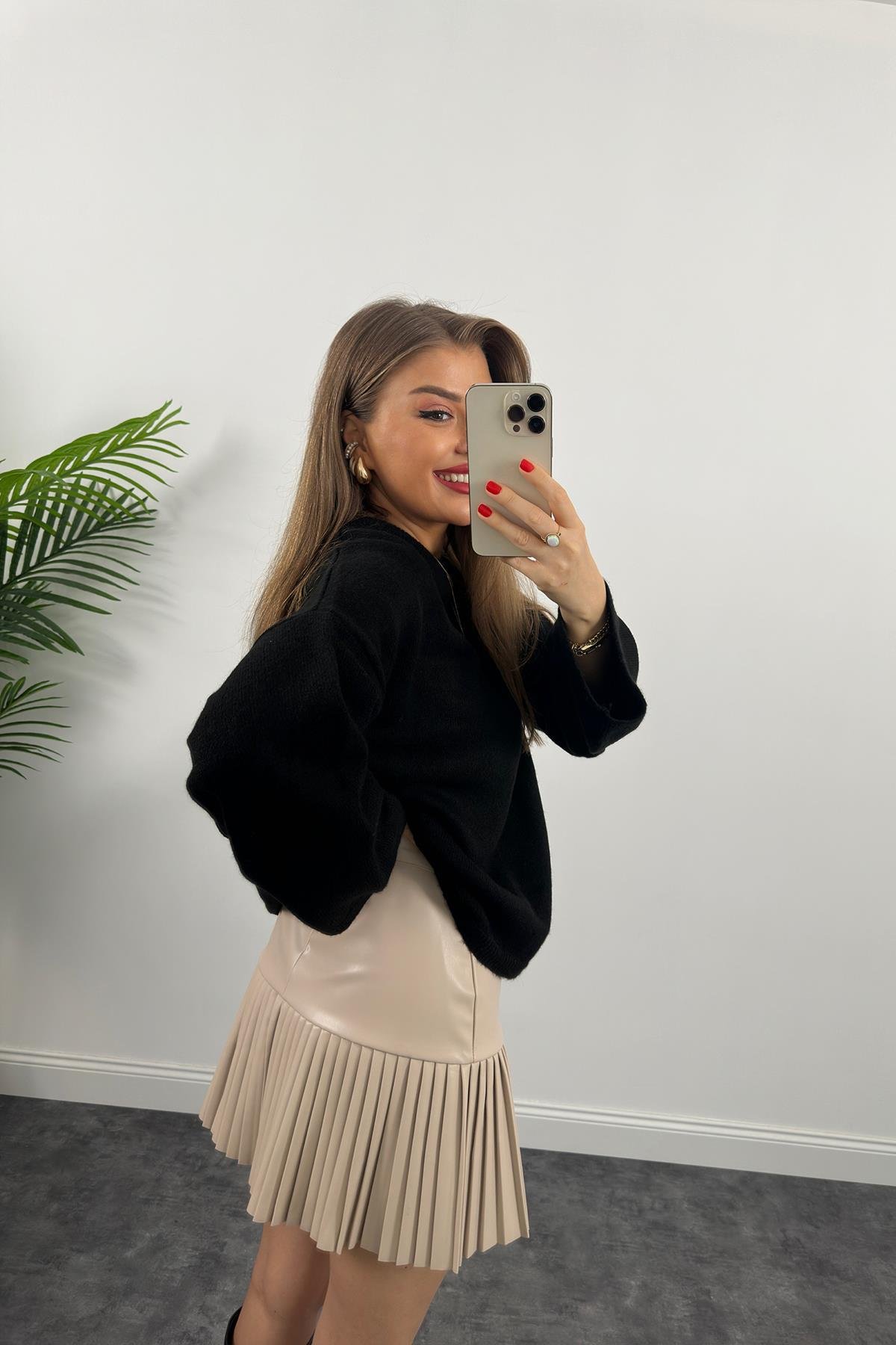 Premium Kalite Pliseli Deri Etek Taş