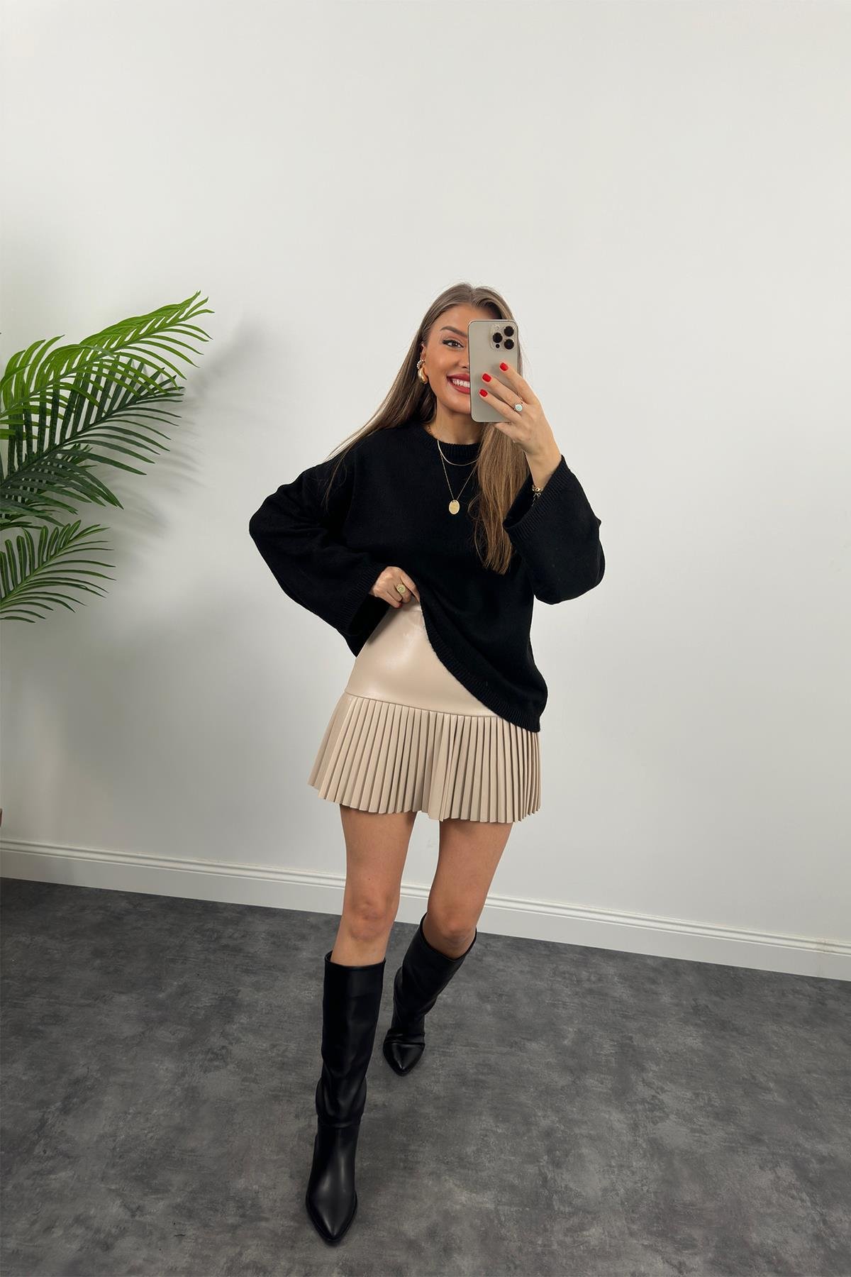 Premium Kalite Pliseli Deri Etek Taş