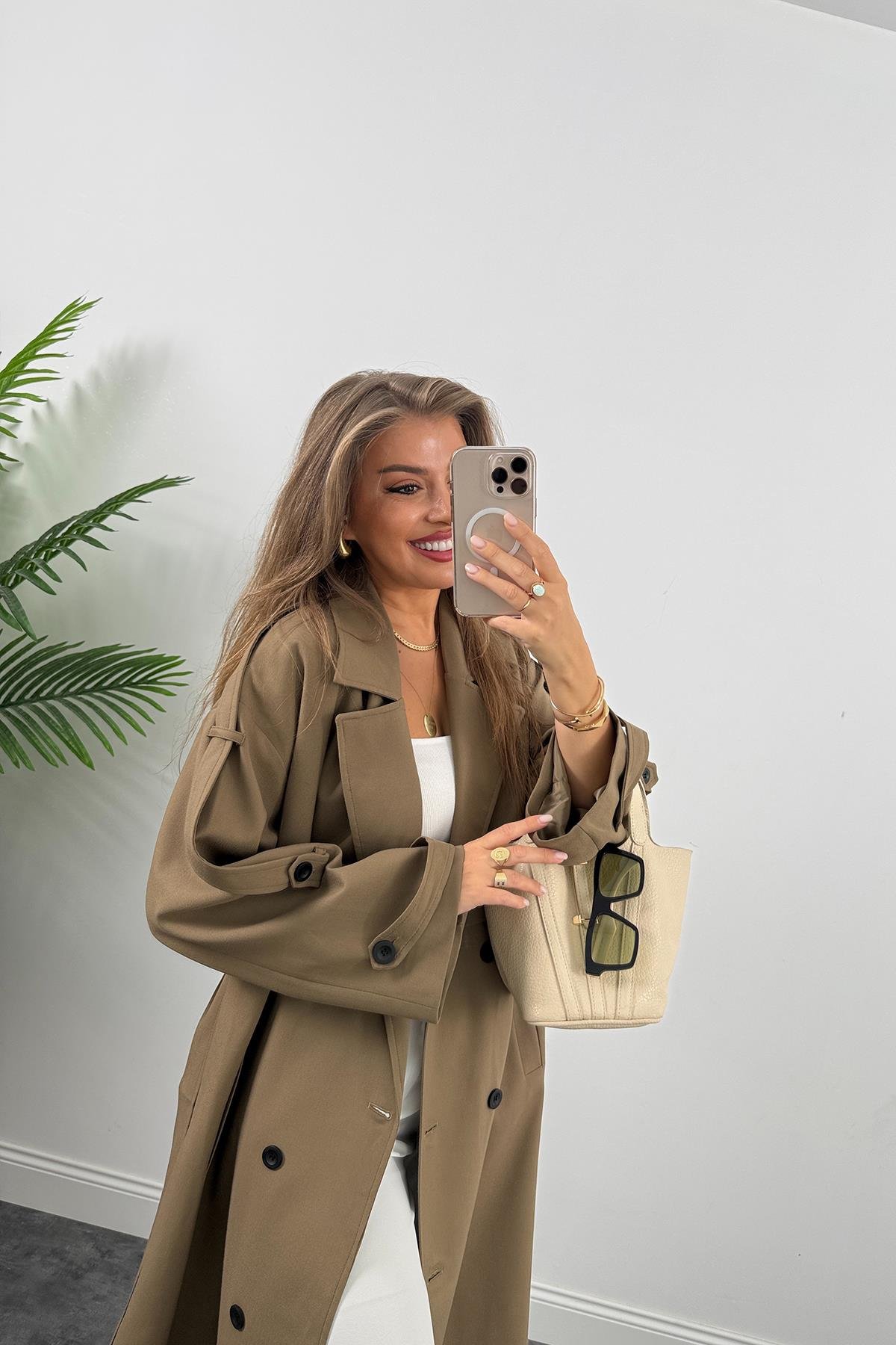 Premium Kalite Poliviskon Kumaş Astarlı Trençkot Karamel