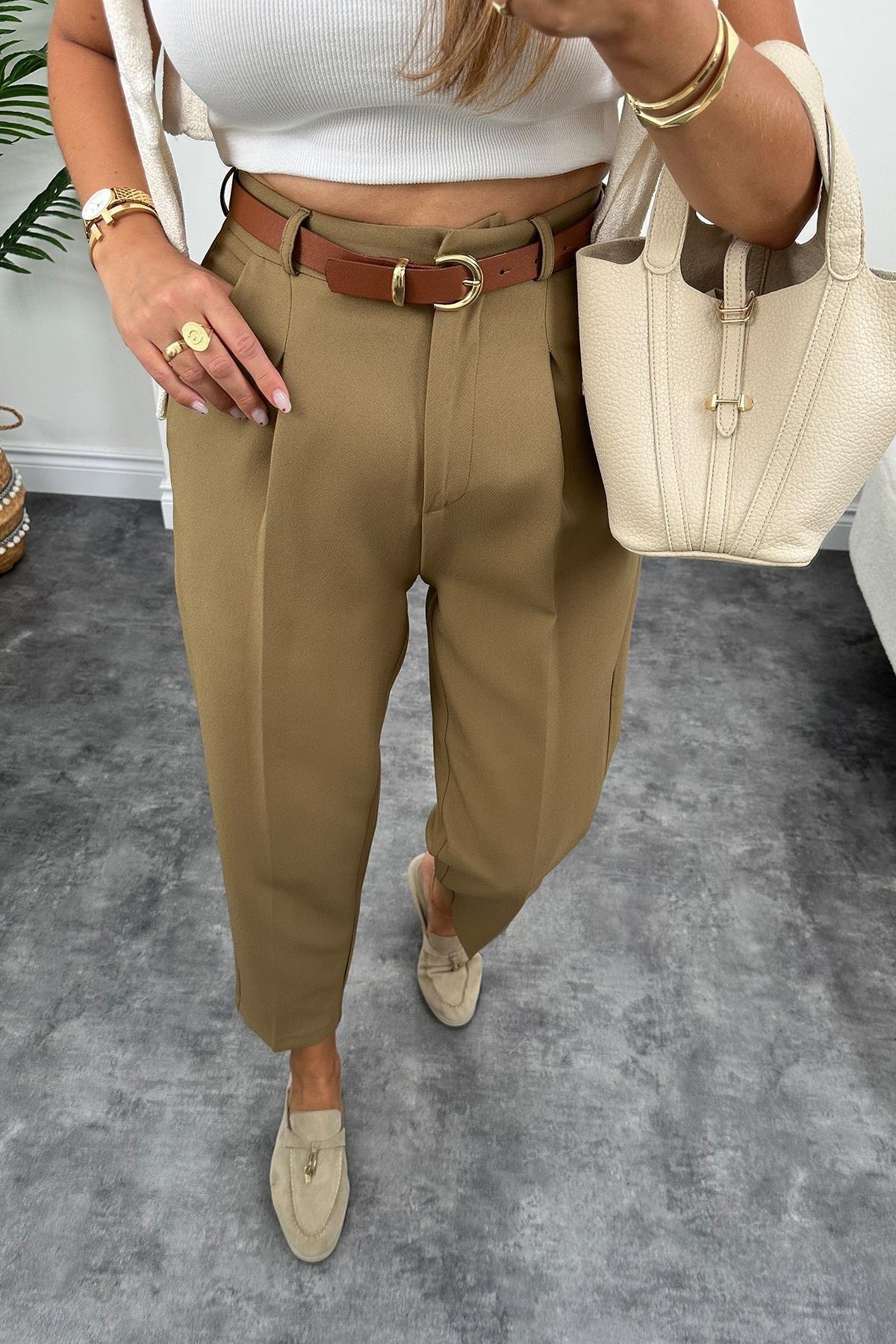 Premium Kalite Tok Kumaş Kemerli Havuç Pantolon Olive