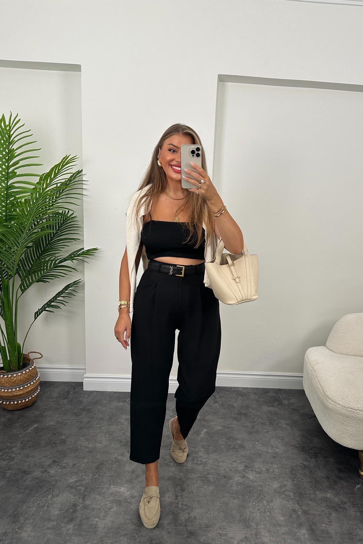 Premium Kalite Tok Kumaş Kemerli Havuç Pantolon Siyah  