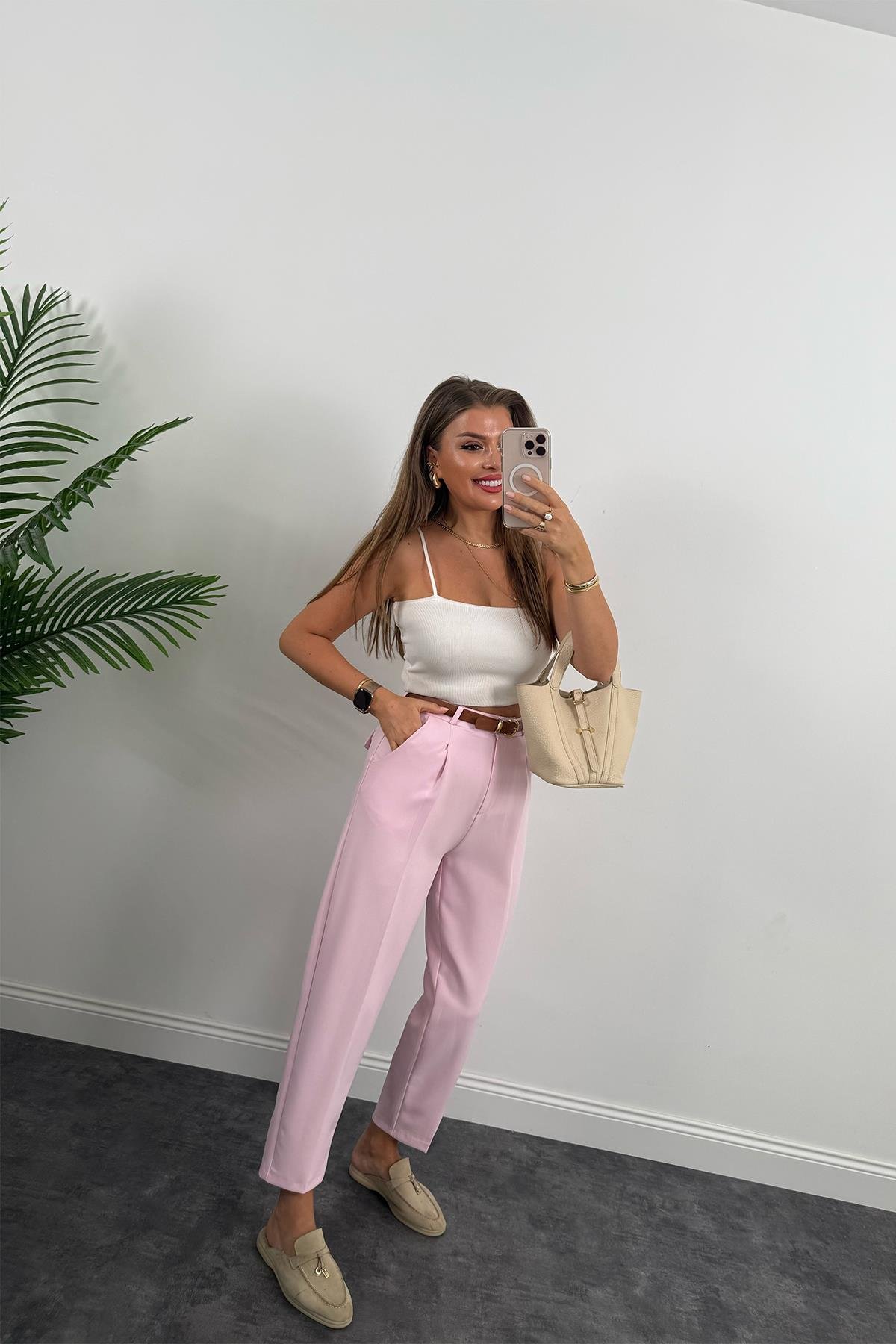 Premium Kalite Tok Kumaş Kemerli Havuç Pantolon Pamuk Şekeri