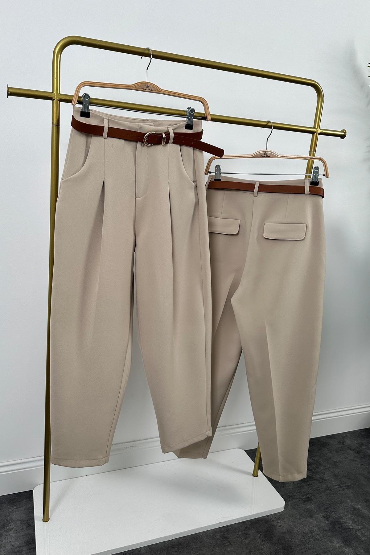 Premium Kalite Tok Kumaş Kemerli Havuç Pantolon Taş