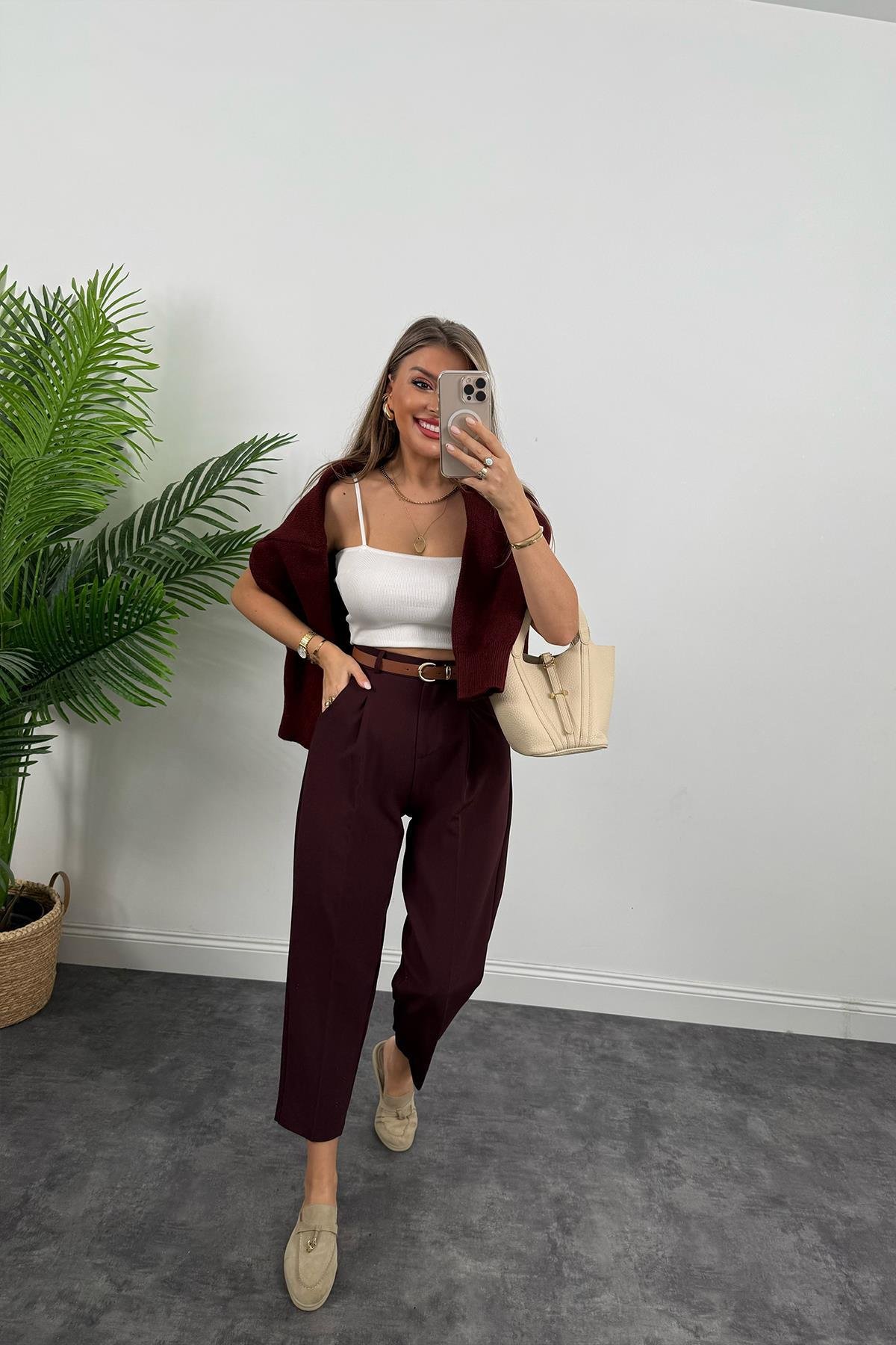 Premium Kalite Tok Kumaş Kemerli Havuç Pantolon Mürdüm Bordo