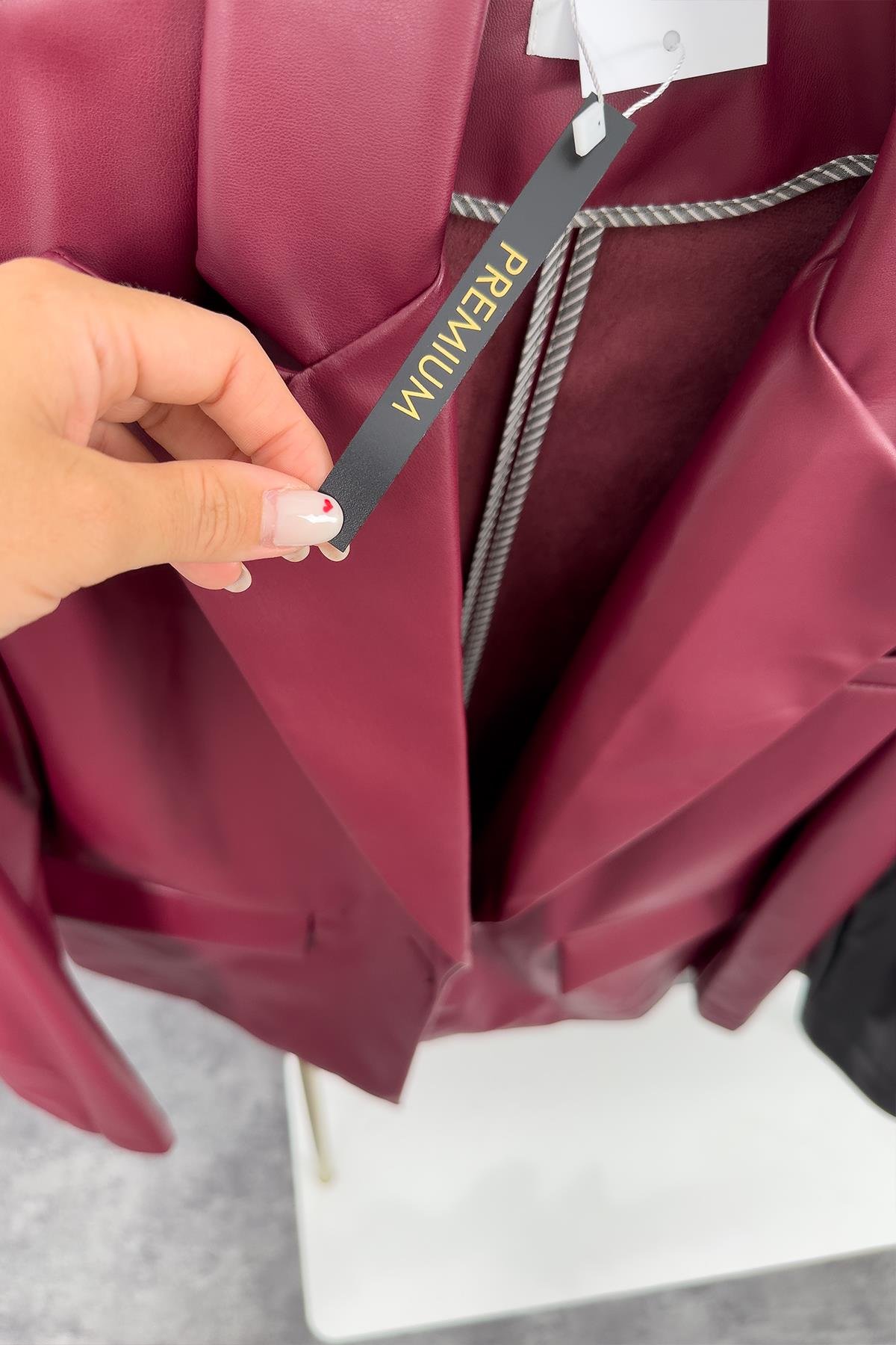Premium Kalite Yumuşak Kumaş Vegan Deri Blazer Ceket Bordo