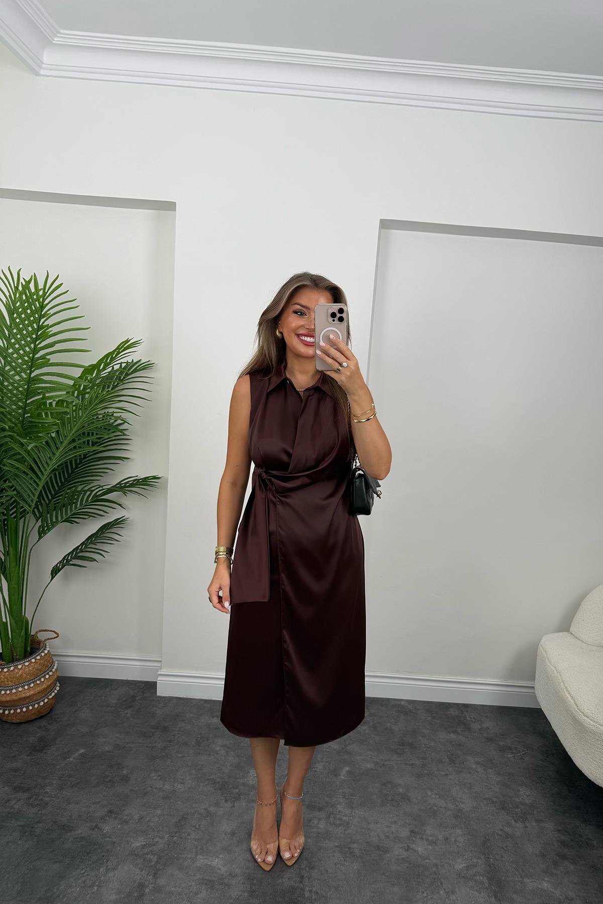 Premium Seri Beli Kuşaklı Yaka Midi Elbise Acı Kahve