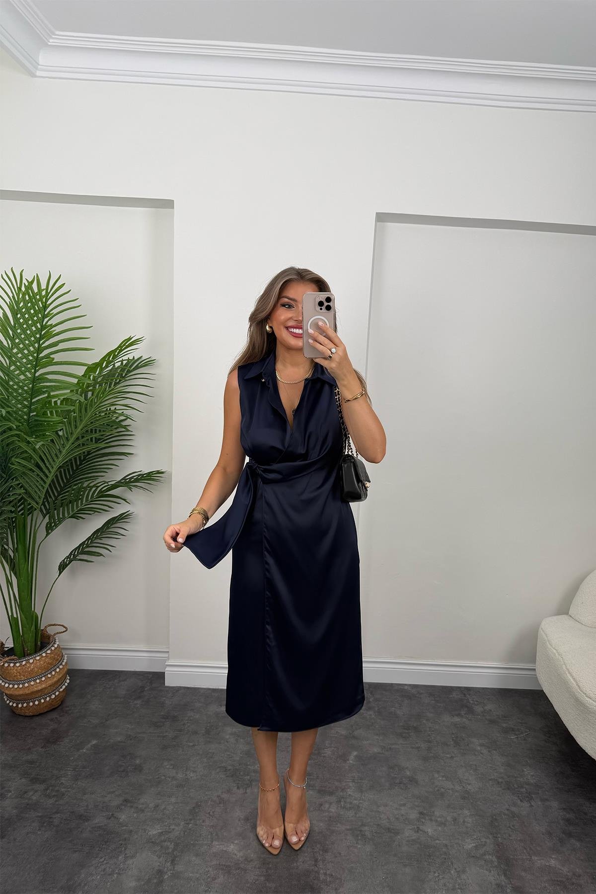 Premium Seri Beli Kuşaklı Yaka Midi Elbise Lacivert