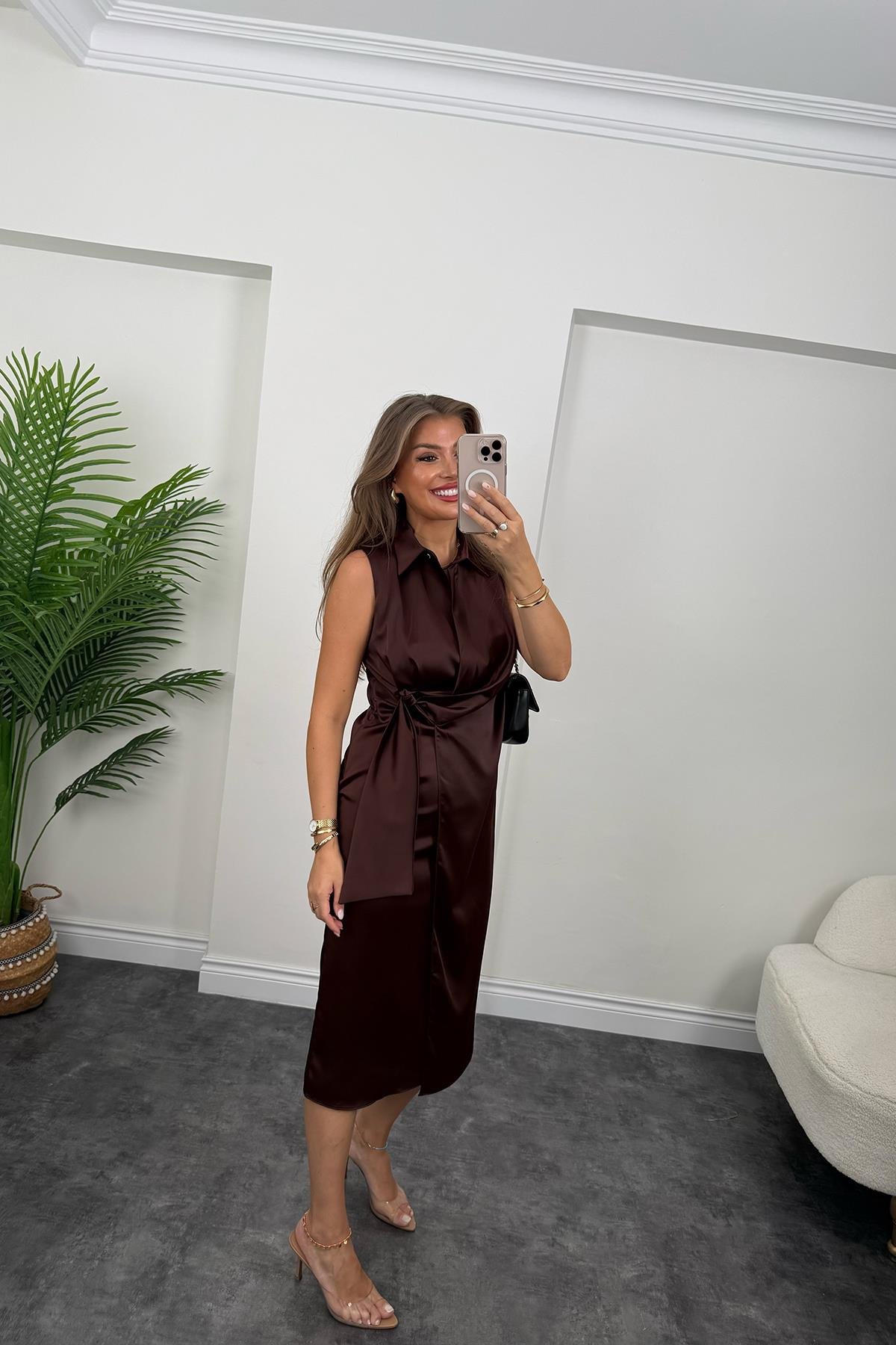 Premium Seri Beli Kuşaklı Yaka Midi Elbise Acı Kahve