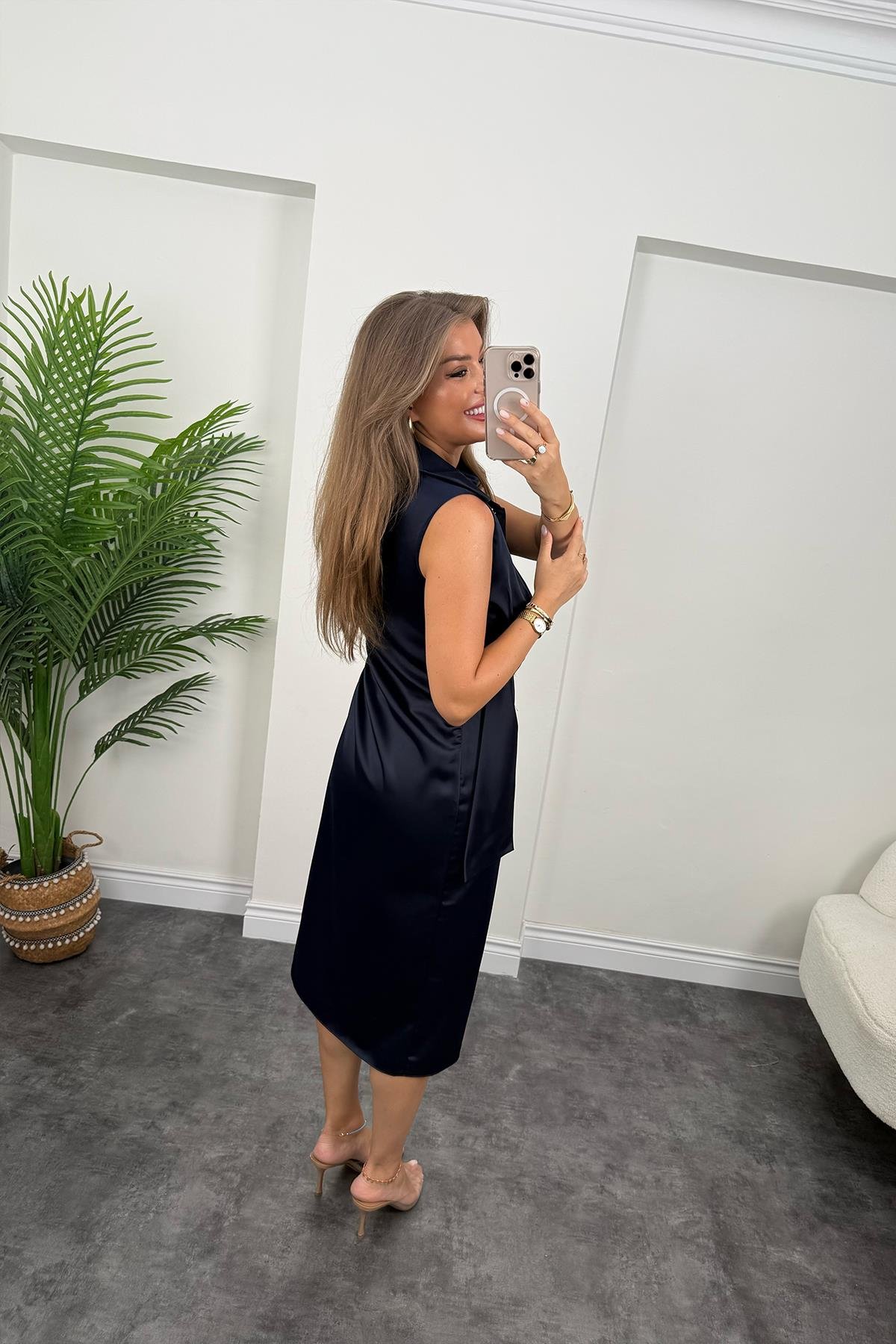 Premium Seri Beli Kuşaklı Yaka Midi Elbise Lacivert