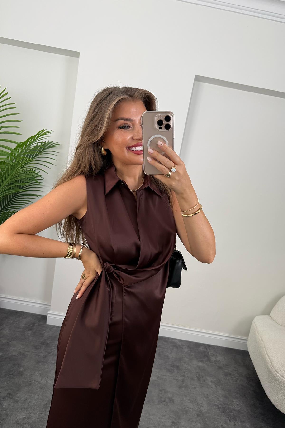 Premium Seri Beli Kuşaklı Yaka Midi Elbise Acı Kahve