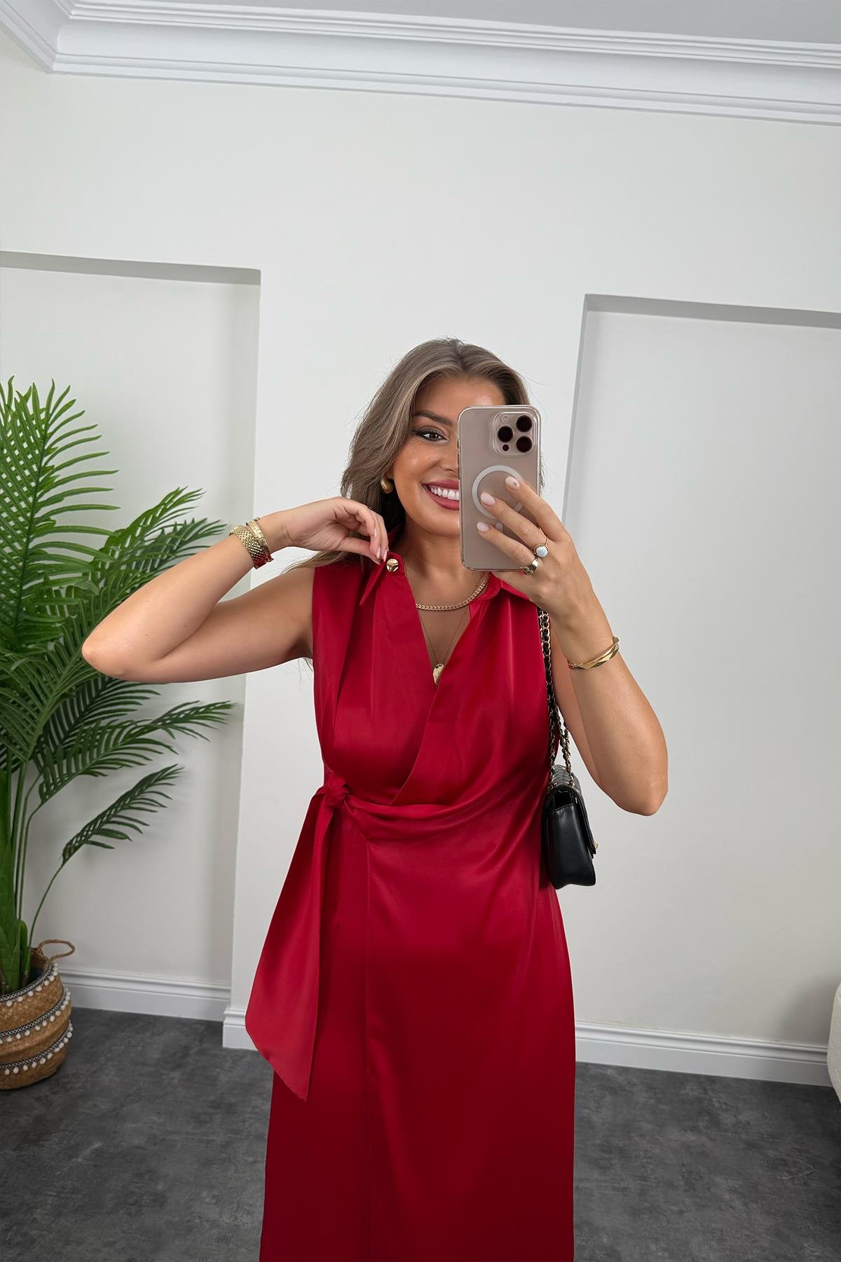 Premium Seri Beli Kuşaklı Yaka Midi Elbise Kırmızı