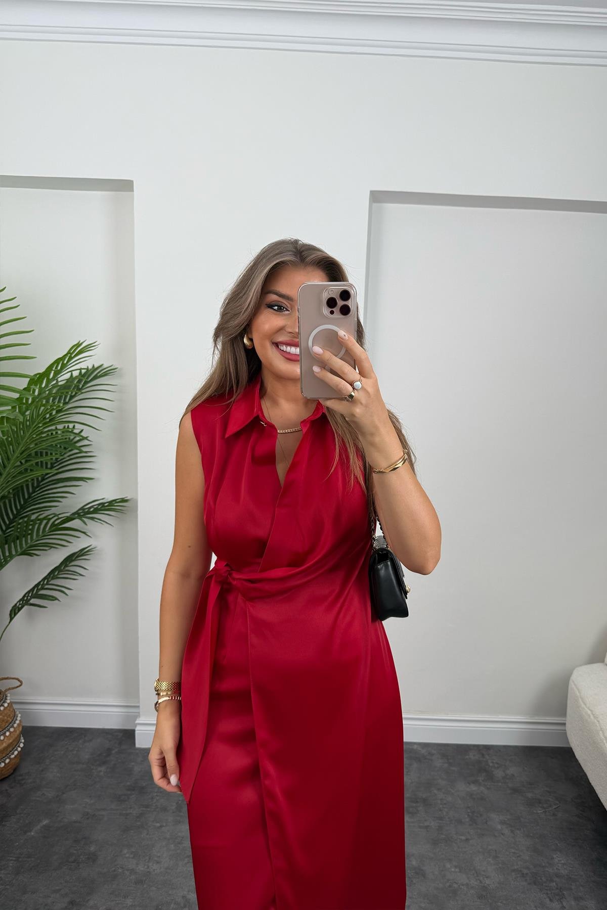 Premium Seri Beli Kuşaklı Yaka Midi Elbise Kırmızı