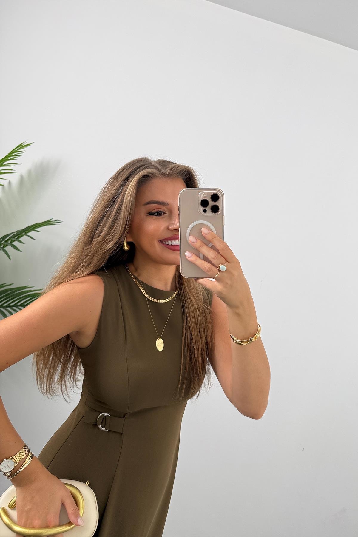 Premium Seri Beli Tokalı Parçalı Midi Kloş Elbise Haki