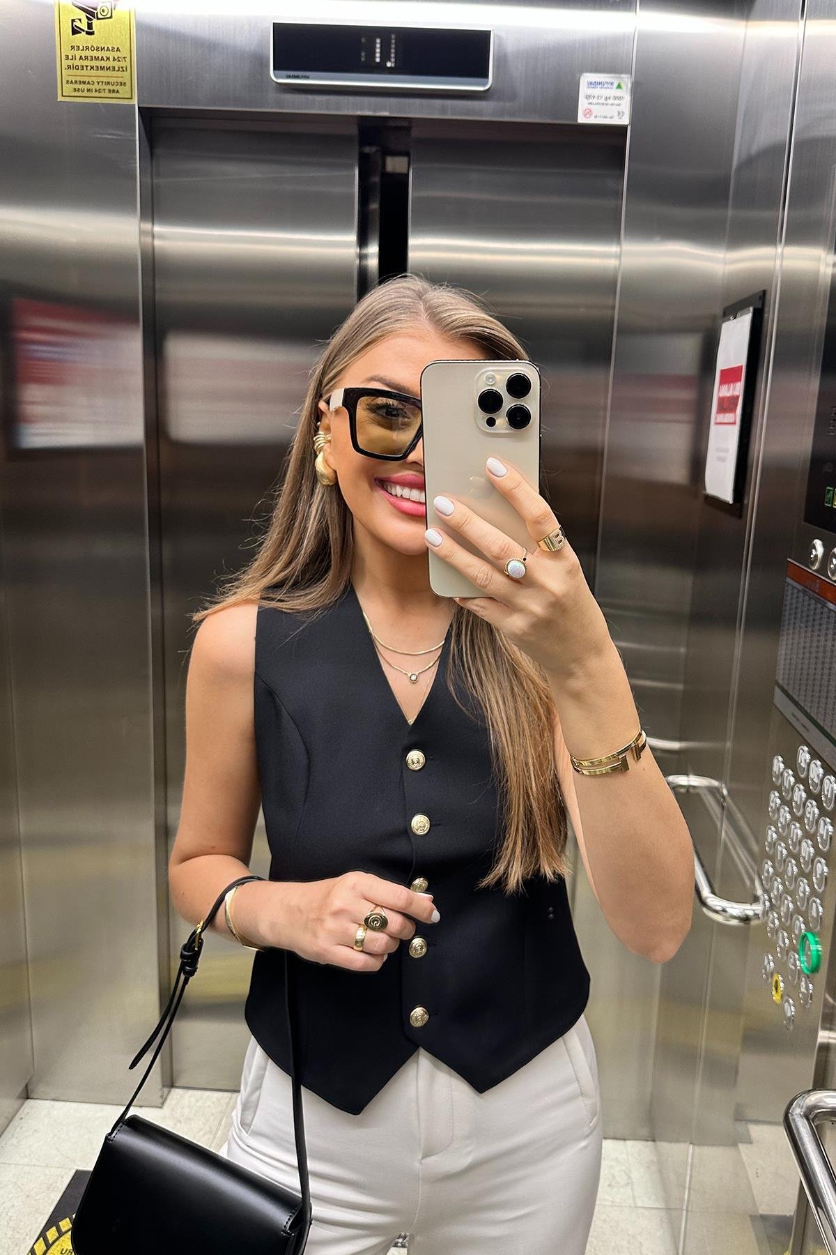Premium Seri Double Atlas Kumaş Gold Düğmeli Astarlı Yelek Siyah