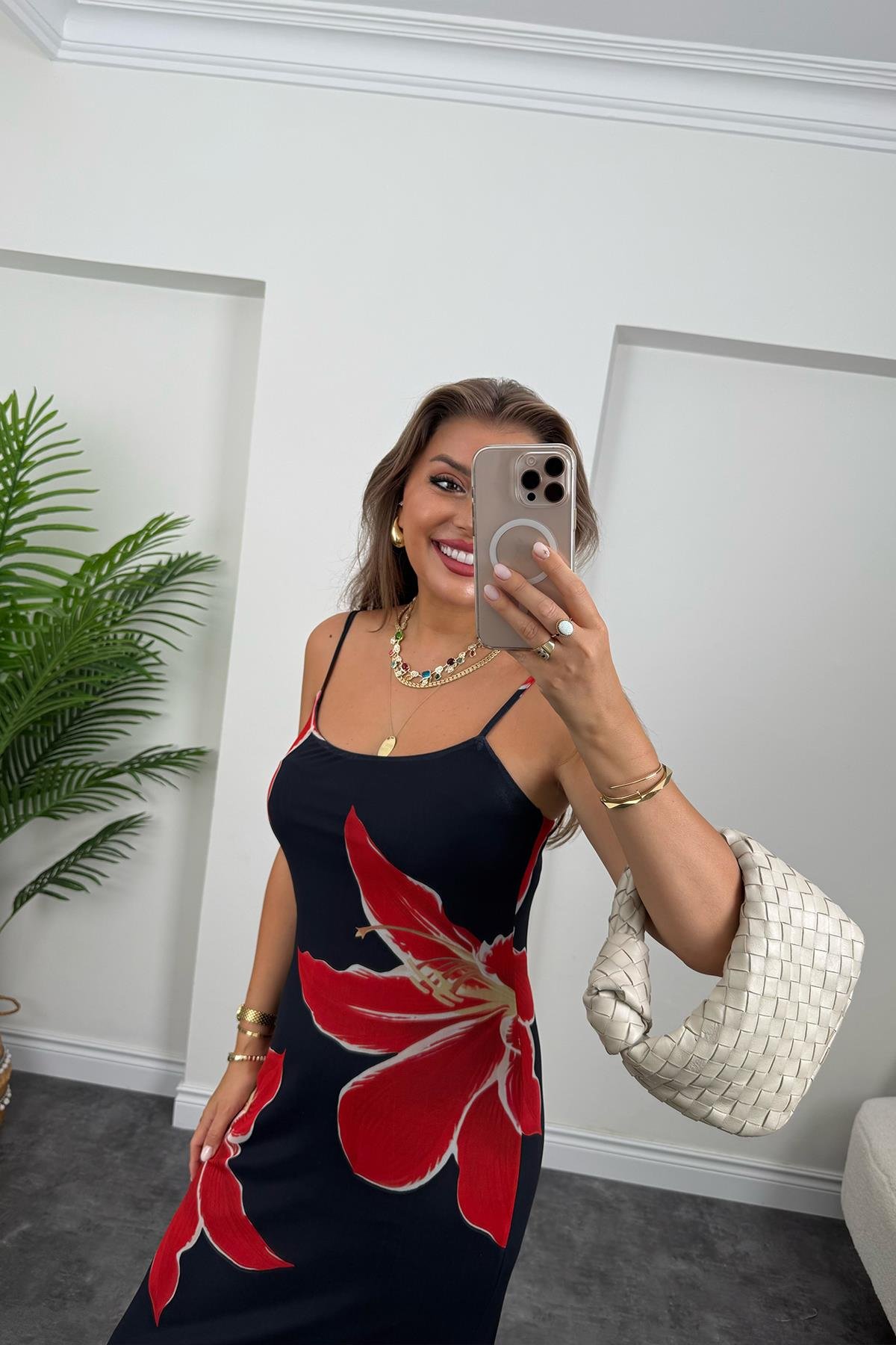 Premium Seri Kırmızı Çiçekli Likralı Maxi Tül Elbise