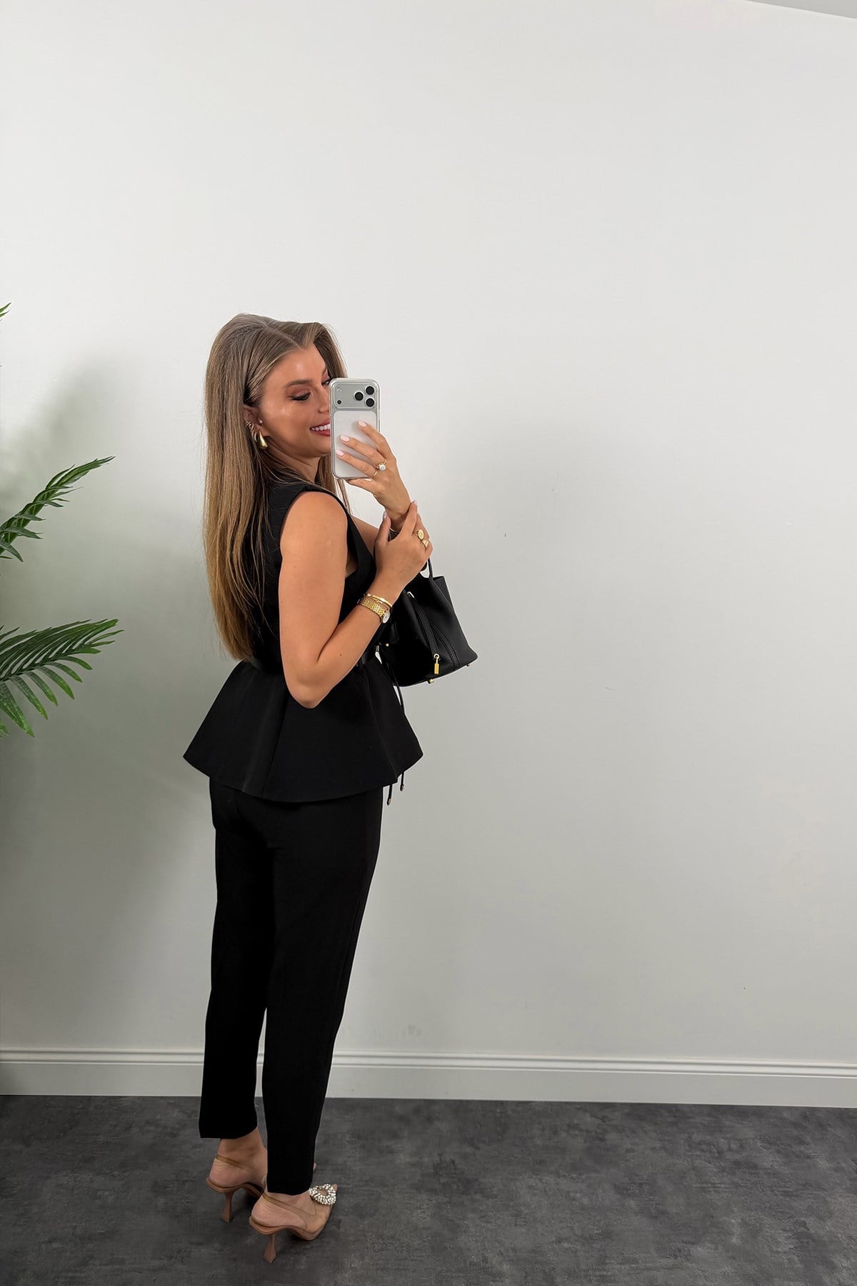 Premium Seri Pantolonu ve Yeleği Kemerli Takım Siyah
