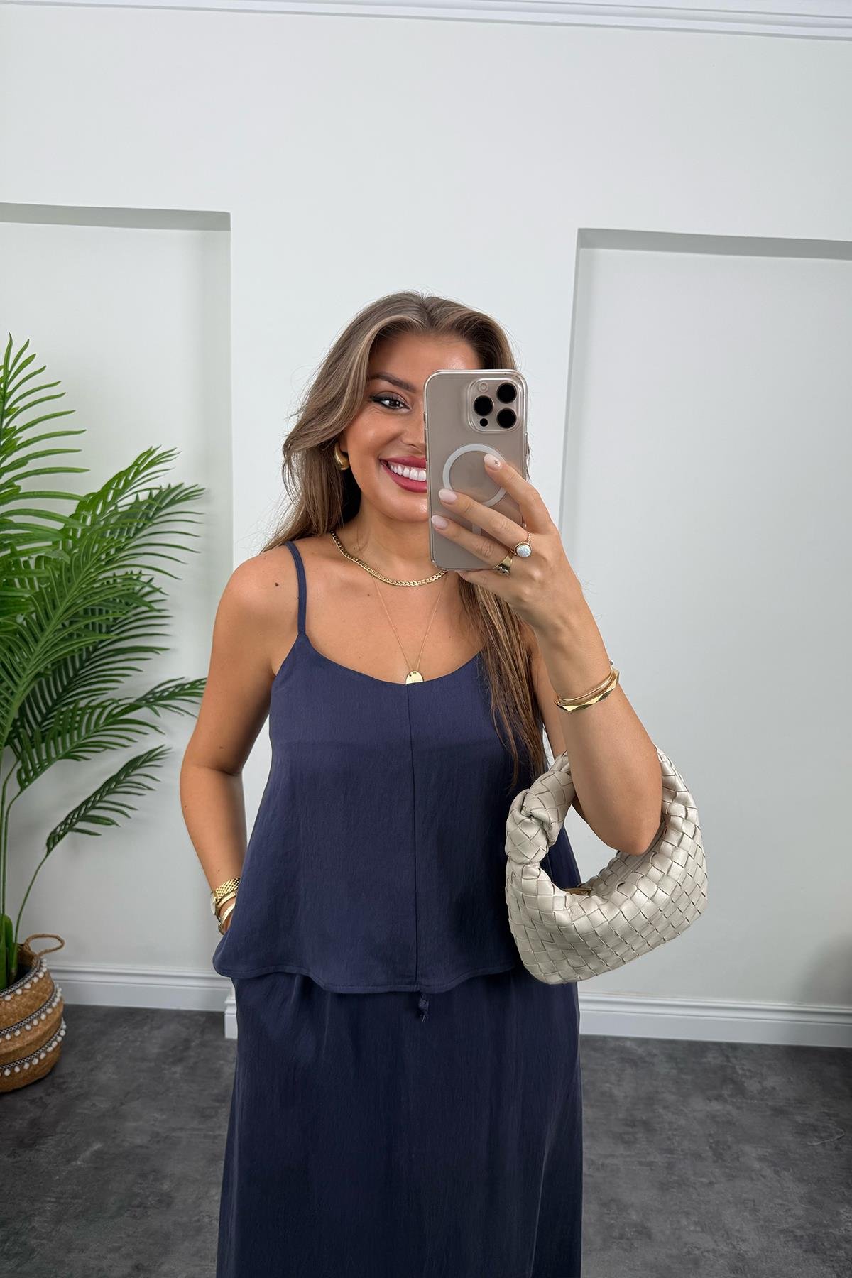 Premium Seri Tensel Kumaş Etek Bluz Takım Lacivert