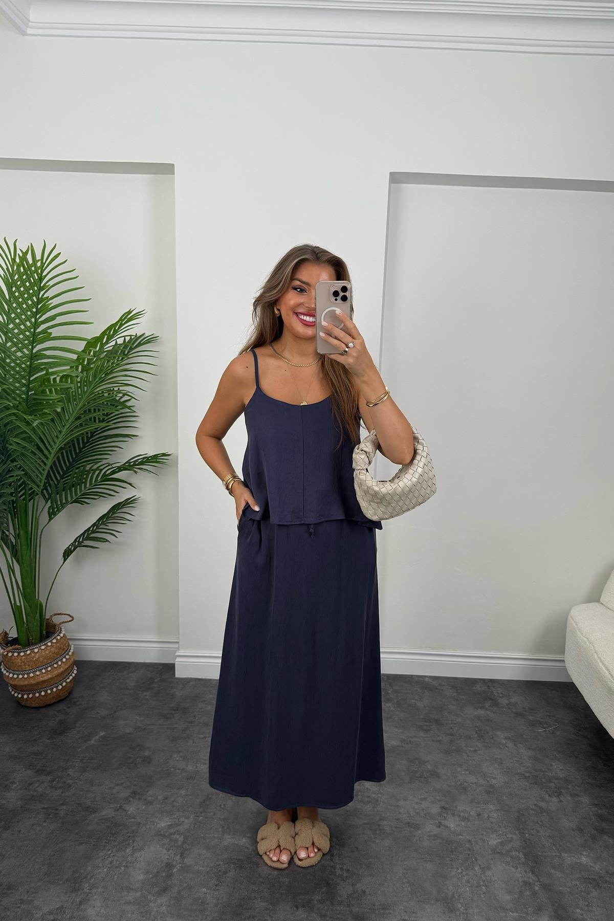 Premium Seri Tensel Kumaş Etek Bluz Takım Lacivert