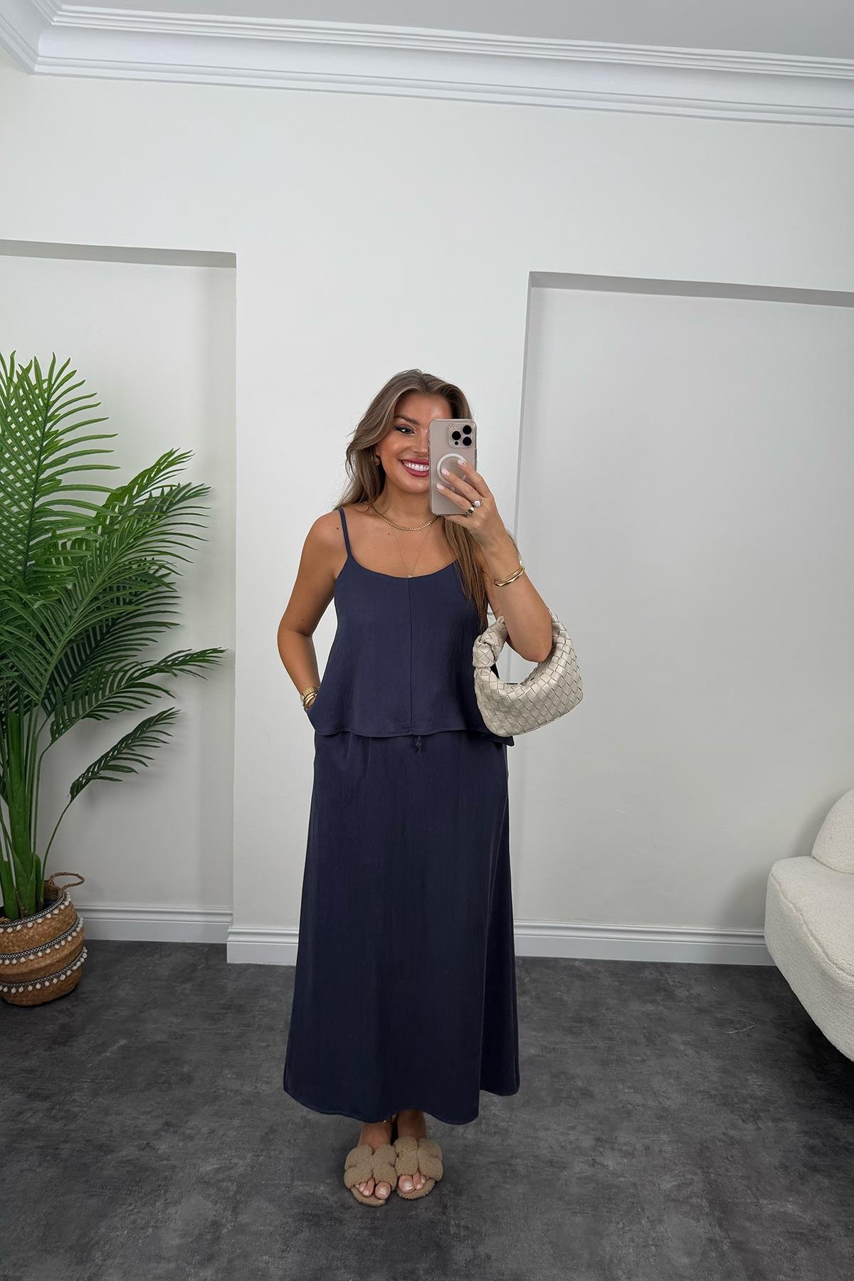 Premium Seri Tensel Kumaş Etek Bluz Takım Lacivert