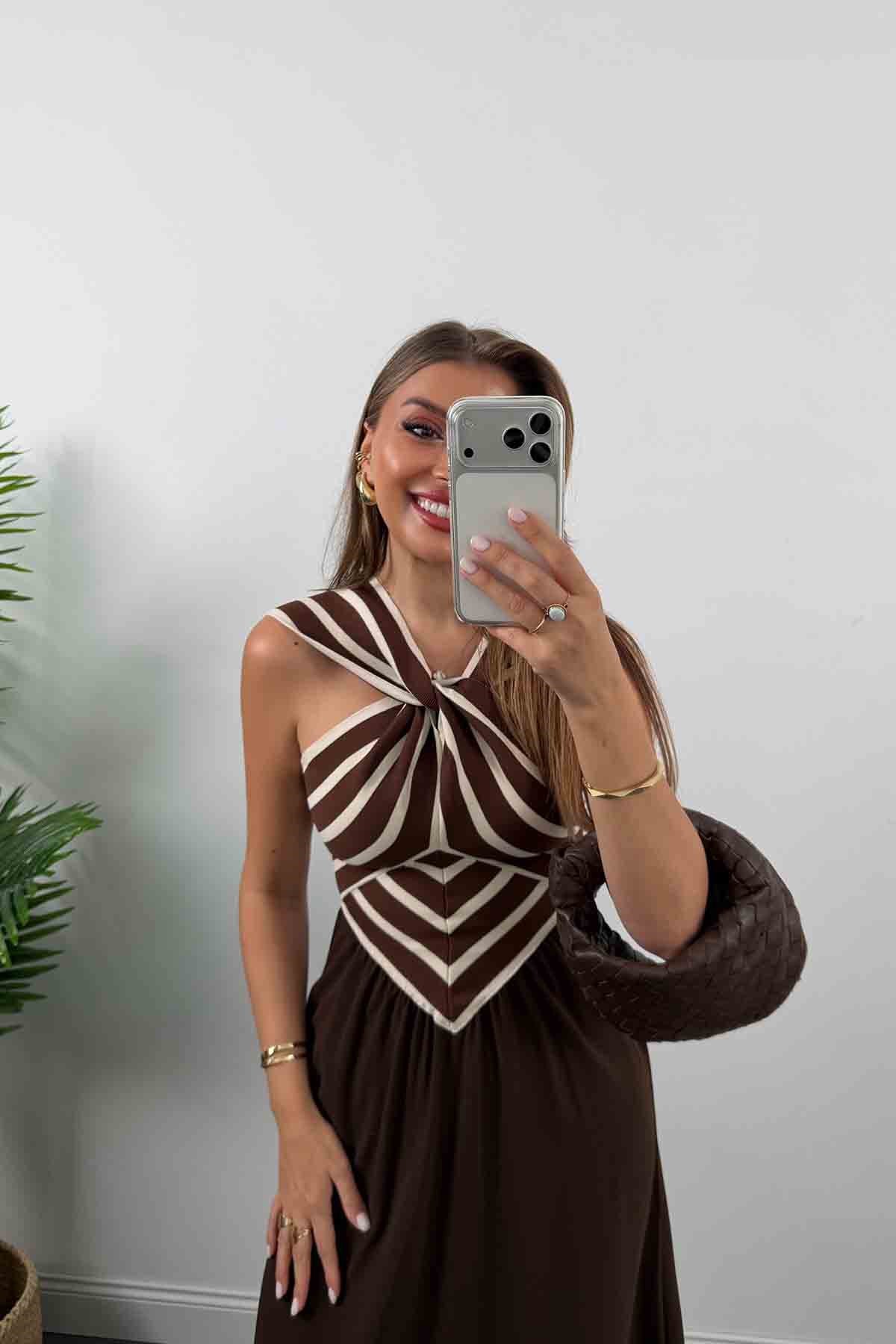 Premium Seri Üstü Çapraz Triko Tasarım Krep Elbise Kahverengi