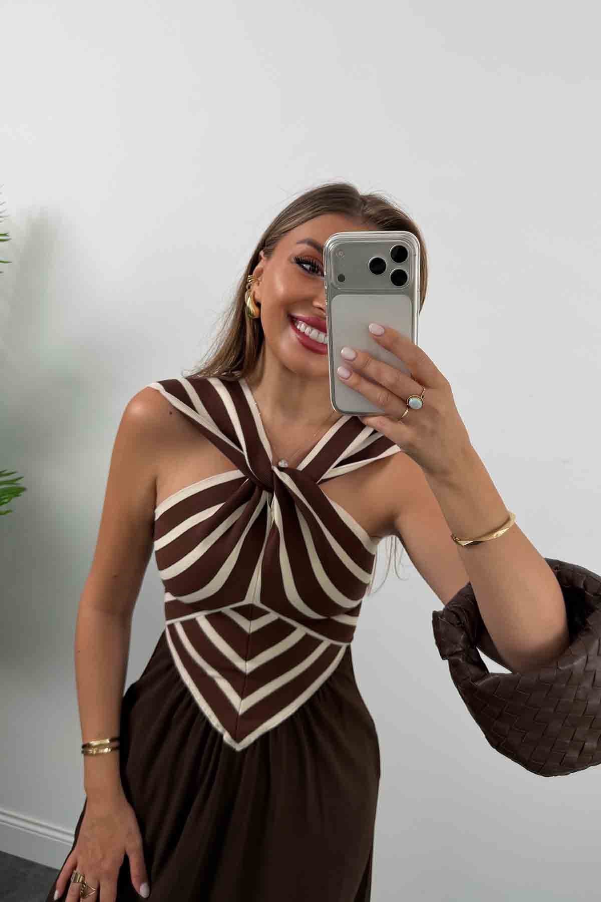 Premium Seri Üstü Çapraz Triko Tasarım Krep Elbise Kahverengi