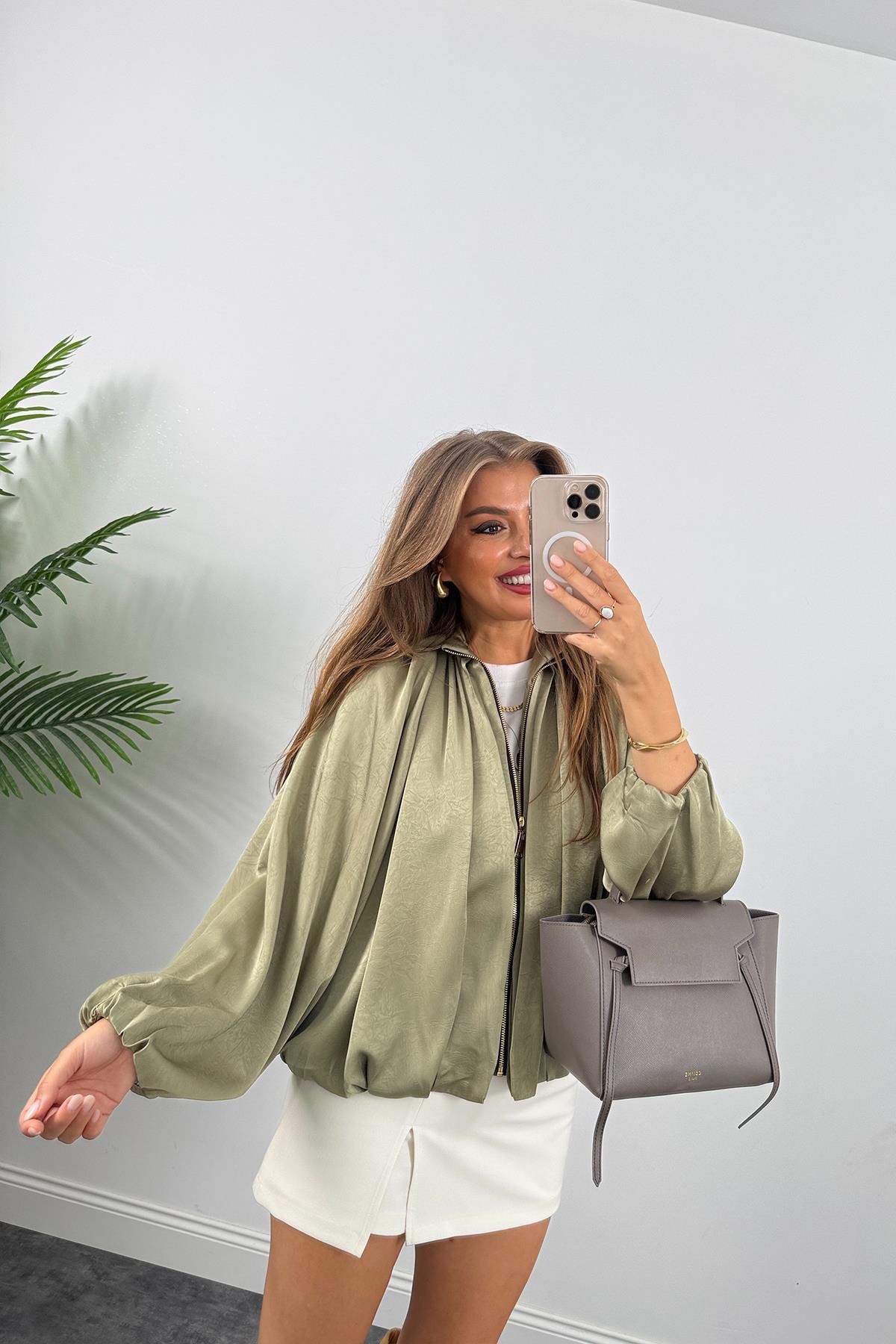 Premium Seri Yarasa Kol Tasarım Saten Bomber Ceket Haki