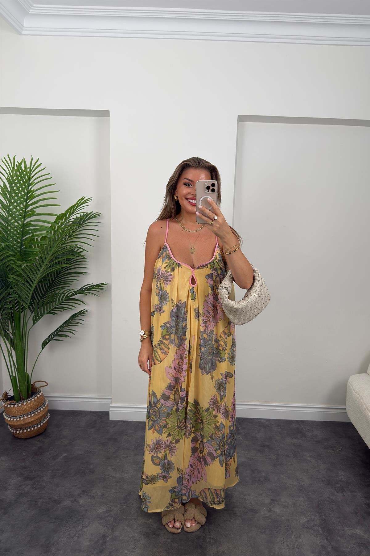 Rüya Serisi Maxi Salaş Şifon Elbise Sarı Desenli