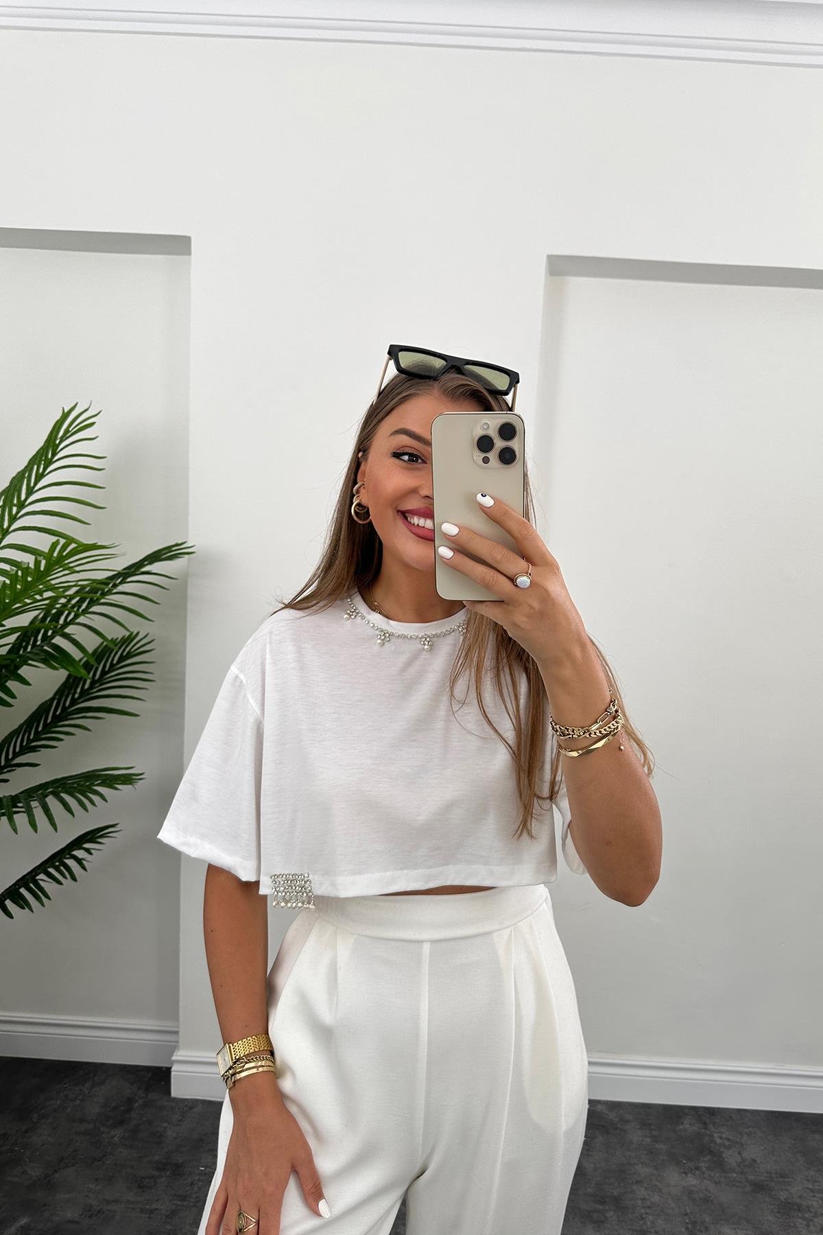 Taşlı Tam Pamuklu Tasarım Crop Tshirt