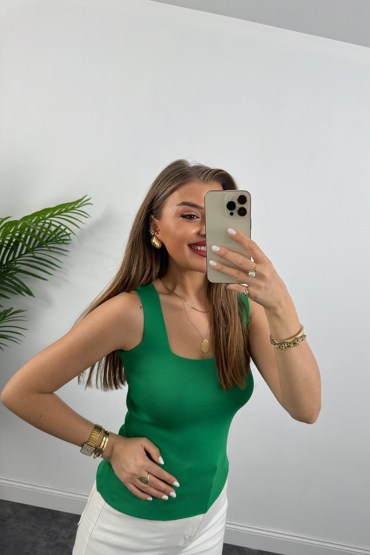 Uzun Boy Elit Triko Kare Yaka Likralı Atlet Yeşil