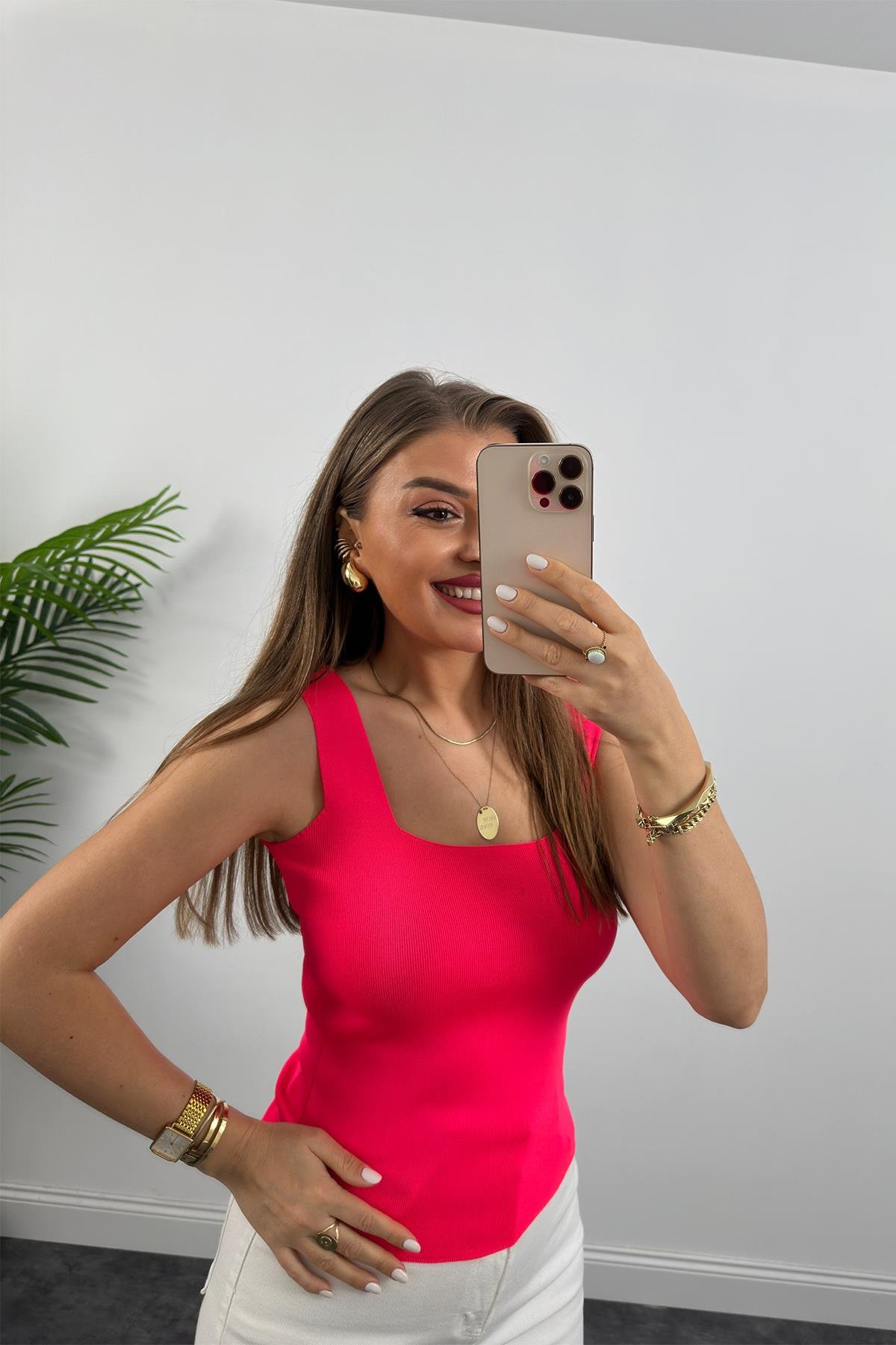 Uzun Boy Elit Triko Kare Yaka Likralı Atlet Fuşya