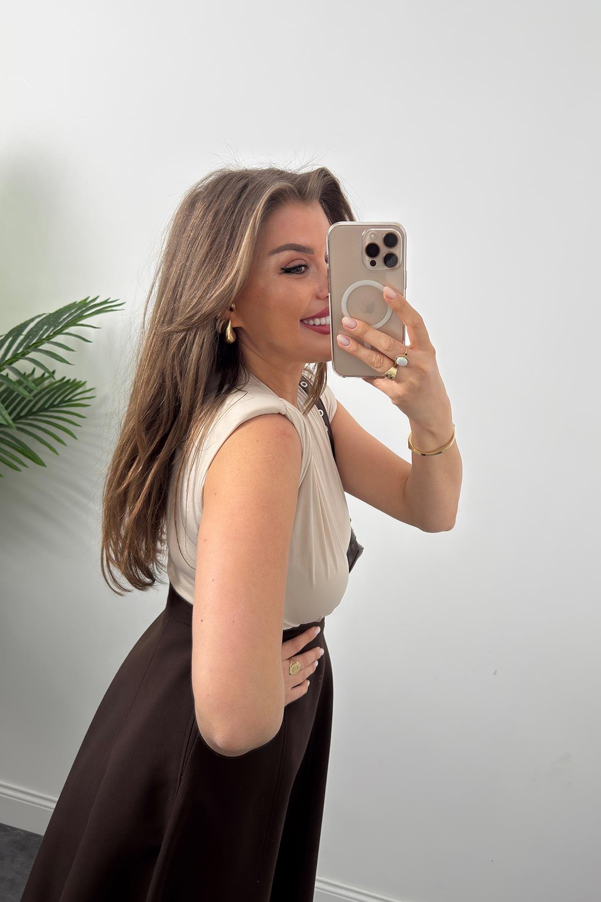 Vatkalı Likralı Sıfır Kol Drapeli Bodysuit Taş